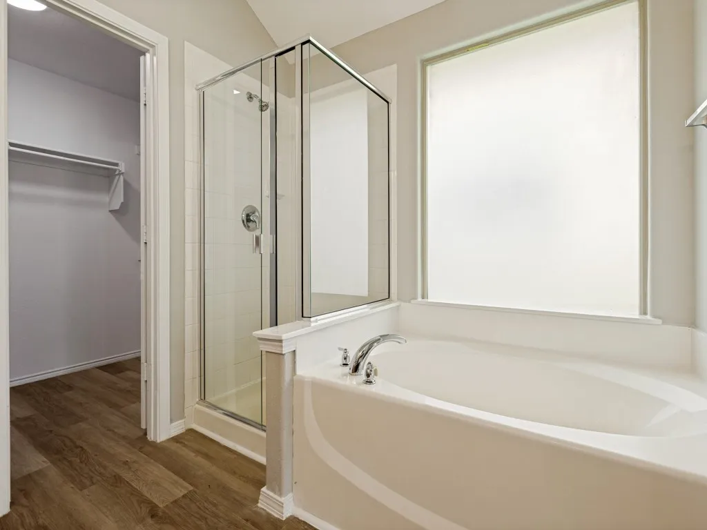 Single Family Residence For Sale in Dallas County , 7832 Kansas Avenue, Dallas, Texas 75241, 3 Bedroom, 2 Bathroom, 2 Garage spaces, 1,517 Sqft, built in 2010, mls#21312888, Real Estate Agent in Dallas, Homes For Sale in Dallas county, Homes For Sale in Dallas, Realtor in Dallas Texas, Real Estate Brokerage Independent Realty Texas, Luminita Cordes Realtor