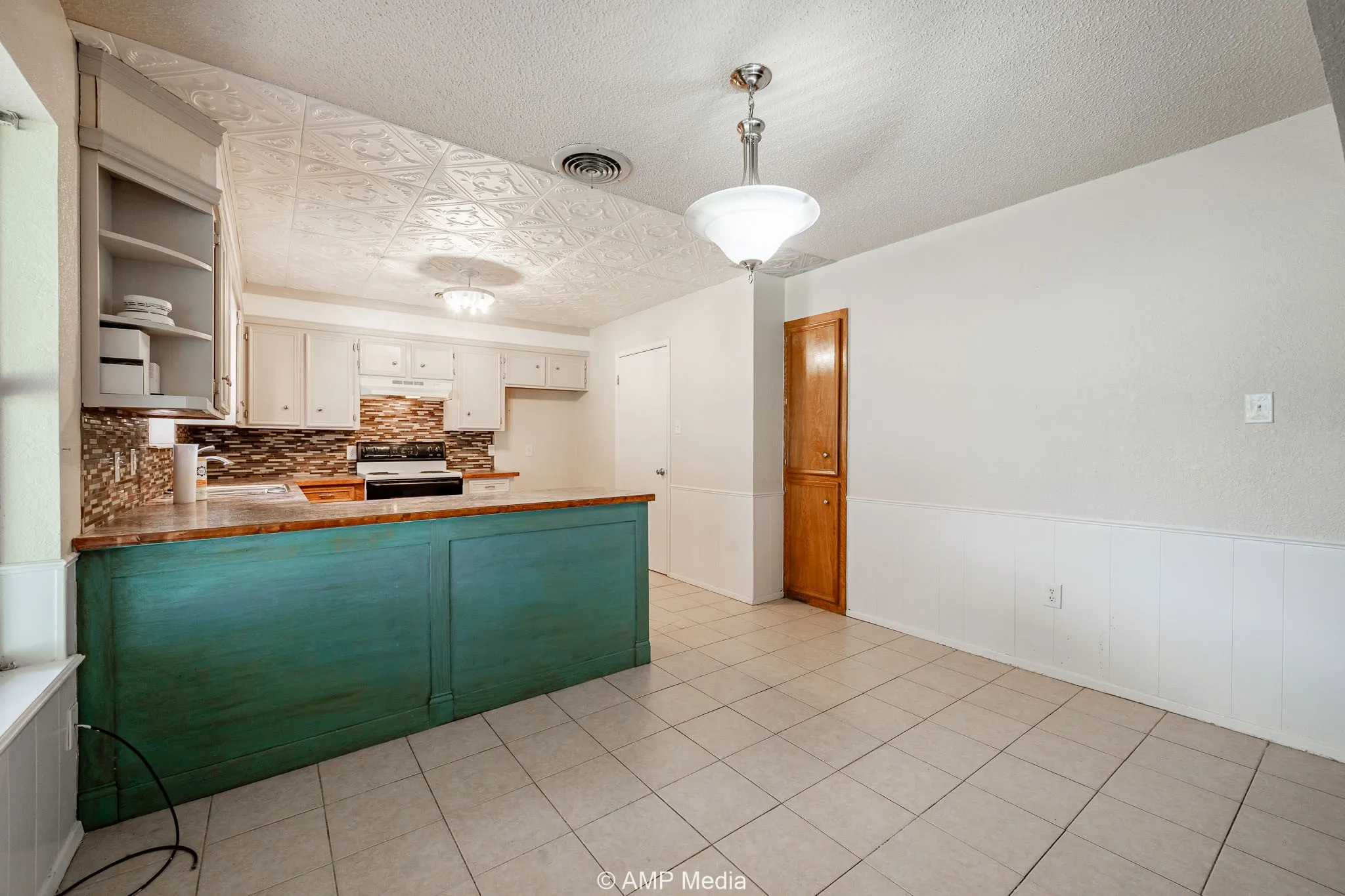 Single Family Residence For Sale in Taylor County , 3226 Whitewing Way, Abilene, Texas 79606, 3 Bedroom, 2 Bathroom, 2 Garage spaces, 1,647 Sqft, built in 1978, mls#21312892, Real Estate Agent in Abilene, Homes For Sale in Taylor county, Homes For Sale in Abilene, Realtor in Abilene Texas, Real Estate Brokerage Independent Realty Texas, Luminita Cordes Realtor