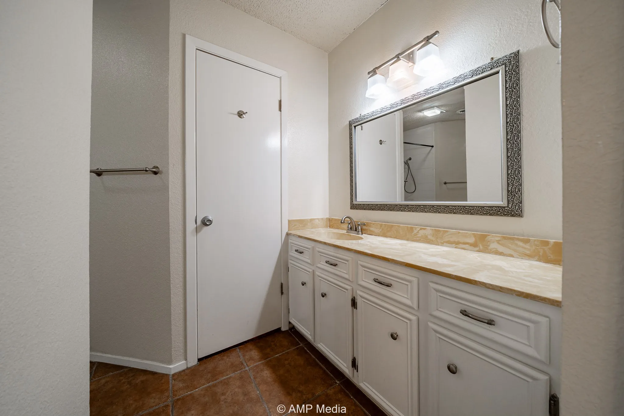Single Family Residence For Sale in Taylor County , 3226 Whitewing Way, Abilene, Texas 79606, 3 Bedroom, 2 Bathroom, 2 Garage spaces, 1,647 Sqft, built in 1978, mls#21312892, Real Estate Agent in Abilene, Homes For Sale in Taylor county, Homes For Sale in Abilene, Realtor in Abilene Texas, Real Estate Brokerage Independent Realty Texas, Luminita Cordes Realtor