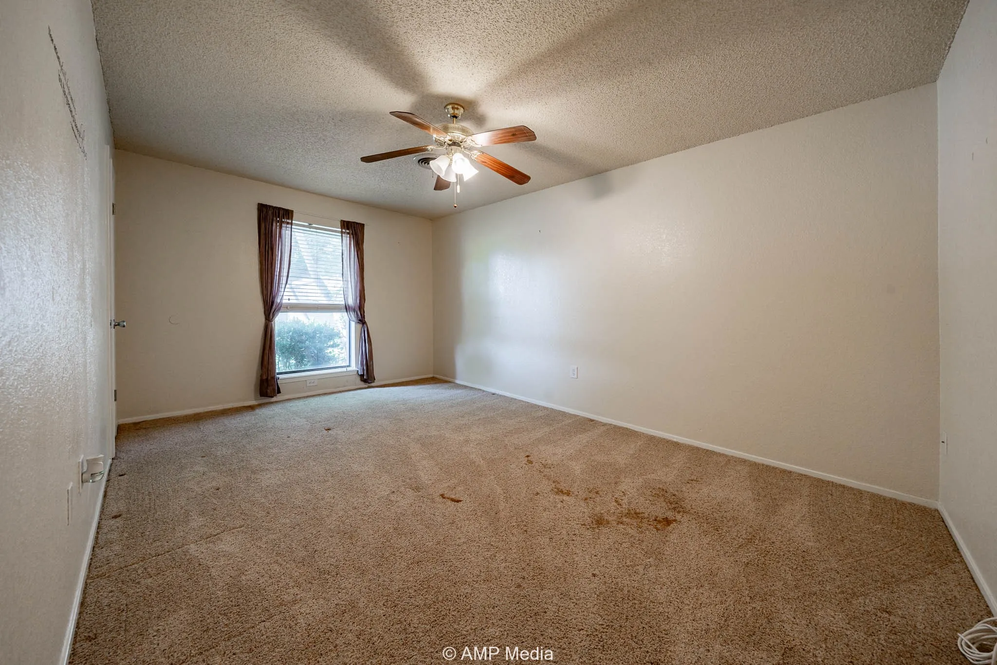 Single Family Residence For Sale in Taylor County , 3226 Whitewing Way, Abilene, Texas 79606, 3 Bedroom, 2 Bathroom, 2 Garage spaces, 1,647 Sqft, built in 1978, mls#21312892, Real Estate Agent in Abilene, Homes For Sale in Taylor county, Homes For Sale in Abilene, Realtor in Abilene Texas, Real Estate Brokerage Independent Realty Texas, Luminita Cordes Realtor