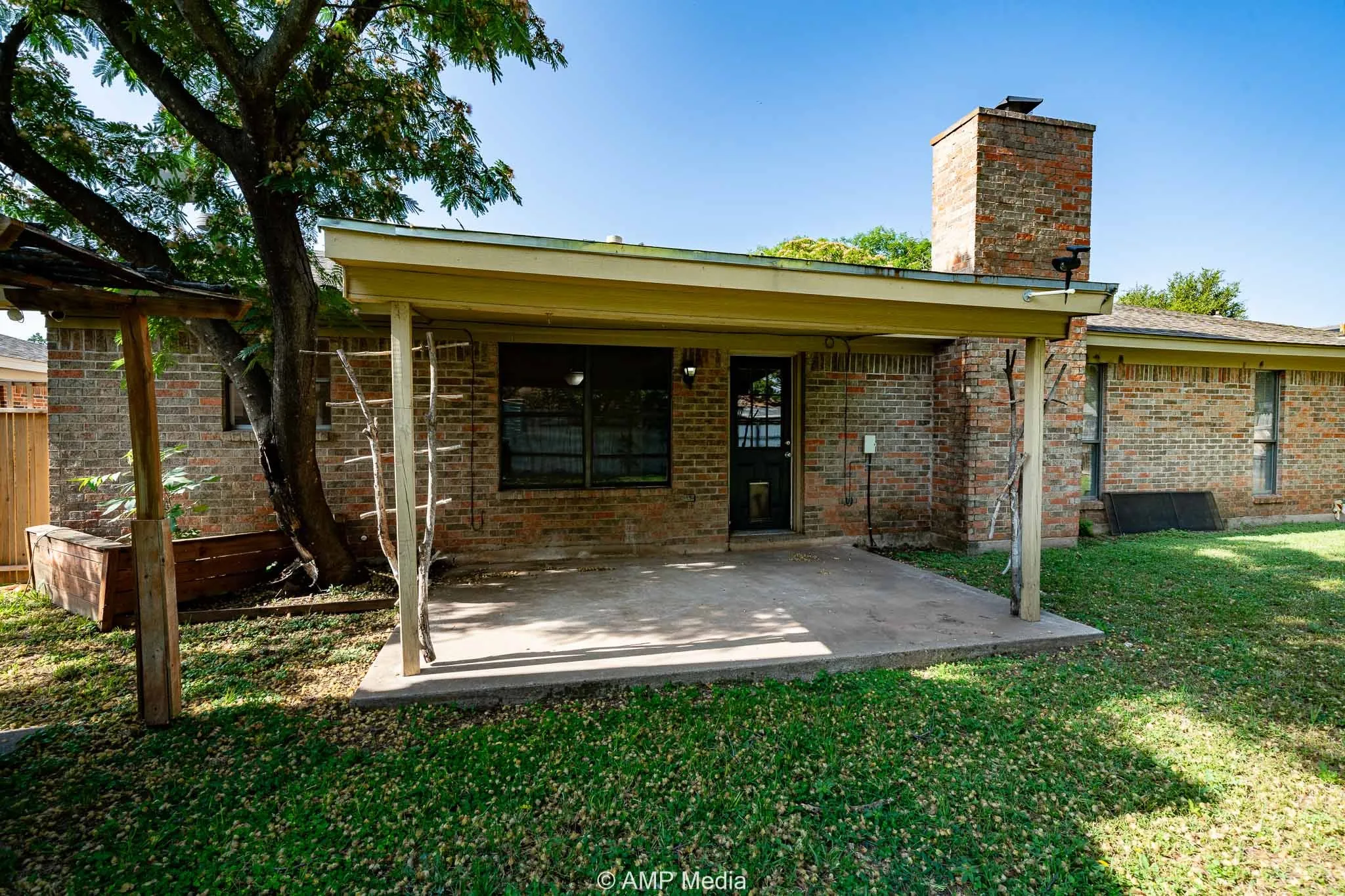 Single Family Residence For Sale in Taylor County , 3226 Whitewing Way, Abilene, Texas 79606, 3 Bedroom, 2 Bathroom, 2 Garage spaces, 1,647 Sqft, built in 1978, mls#21312892, Real Estate Agent in Abilene, Homes For Sale in Taylor county, Homes For Sale in Abilene, Realtor in Abilene Texas, Real Estate Brokerage Independent Realty Texas, Luminita Cordes Realtor
