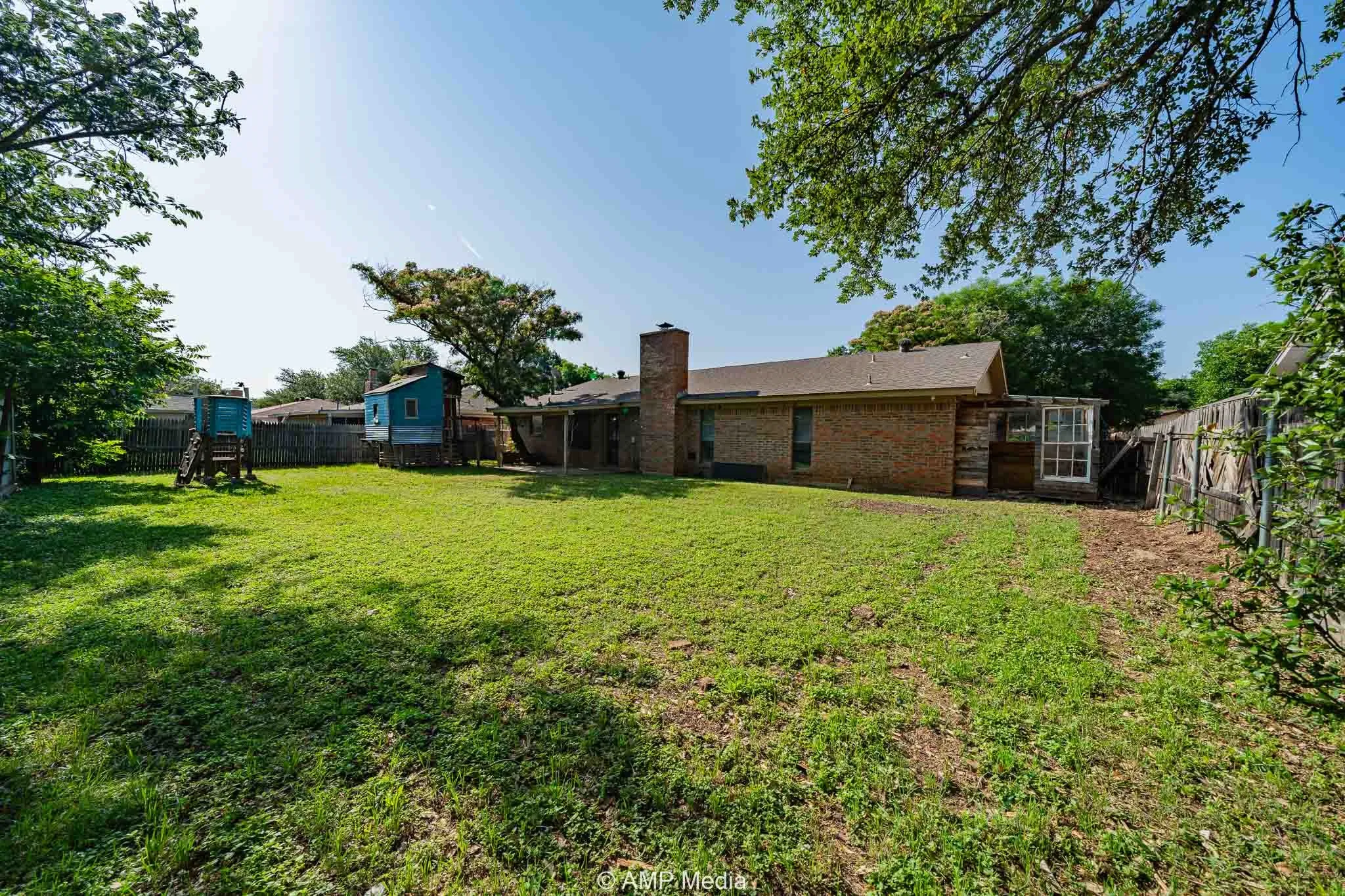 Single Family Residence For Sale in Taylor County , 3226 Whitewing Way, Abilene, Texas 79606, 3 Bedroom, 2 Bathroom, 2 Garage spaces, 1,647 Sqft, built in 1978, mls#21312892, Real Estate Agent in Abilene, Homes For Sale in Taylor county, Homes For Sale in Abilene, Realtor in Abilene Texas, Real Estate Brokerage Independent Realty Texas, Luminita Cordes Realtor