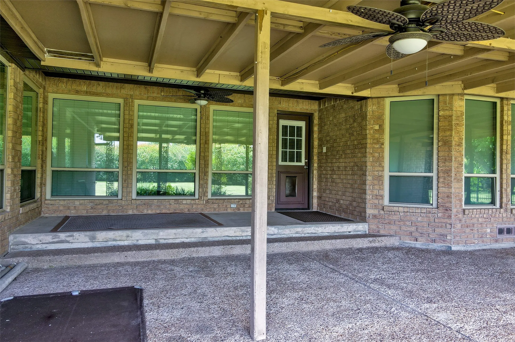 Single Family Residence For Sale in Kaufman County , 10614 Woodbridge Drive, Forney, Texas 75126, 3 Bedroom, 2 Bathroom, 2 Garage spaces, 2,077 Sqft, built in 1992, mls#21312906, Real Estate Agent in Forney, Homes For Sale in Kaufman county, Homes For Sale in Forney, Realtor in Forney Texas, Real Estate Brokerage Independent Realty Texas, Luminita Cordes Realtor