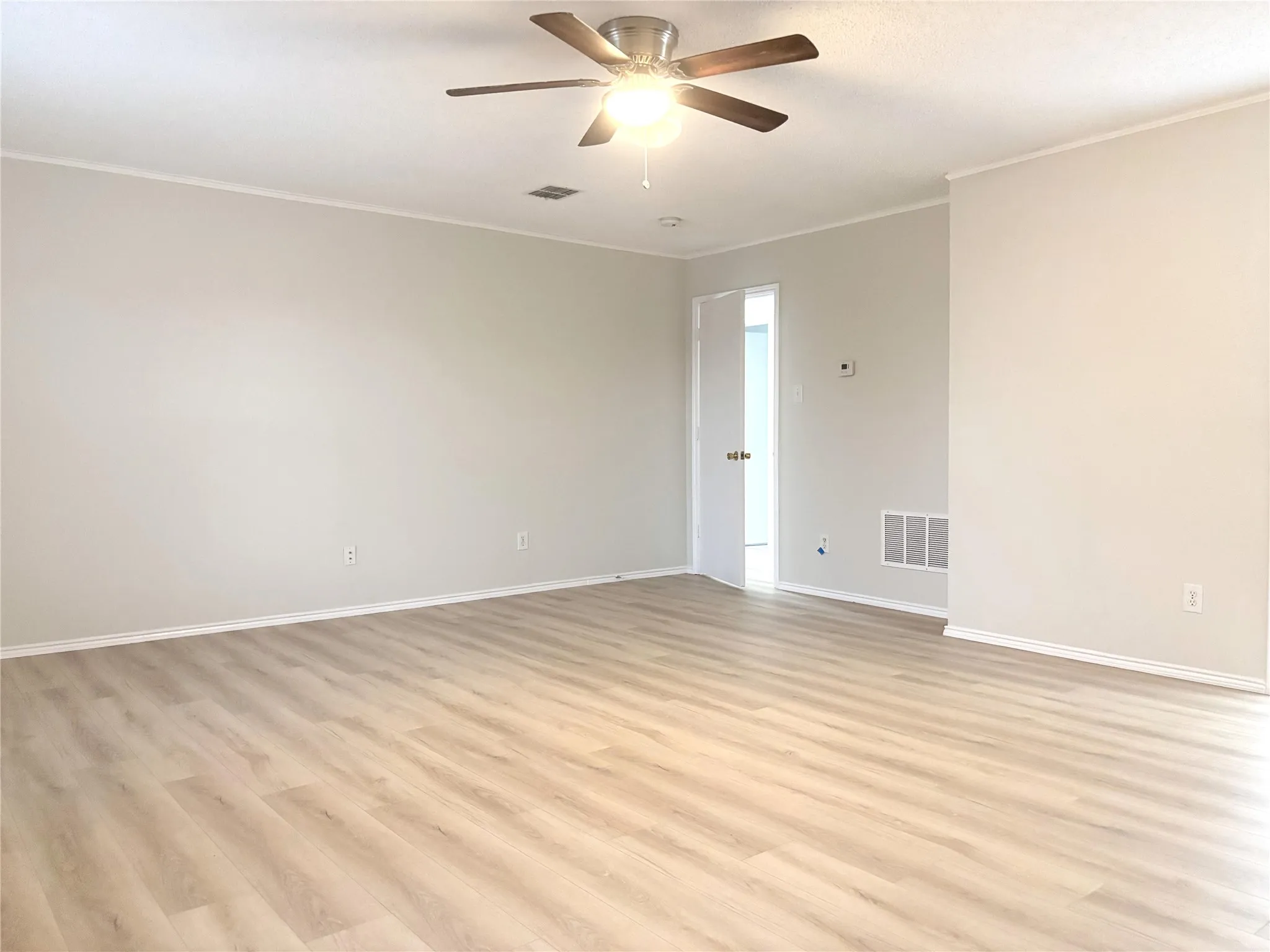 Single Family Residence For Rent in Collin County , 2521 Brinlee Branch Lane, Mc Kinney, Texas 75071, 3 Bedroom, 3 Bathroom, 2 Garage spaces, 2,307 Sqft, built in 2001, mls#21312910, Real Estate Agent in Mc Kinney, Homes For Rent in Collin county, Homes For Rent in Mc Kinney, Realtor in Mc Kinney Texas, Real Estate Brokerage Independent Realty Texas, Luminita Cordes Realtor