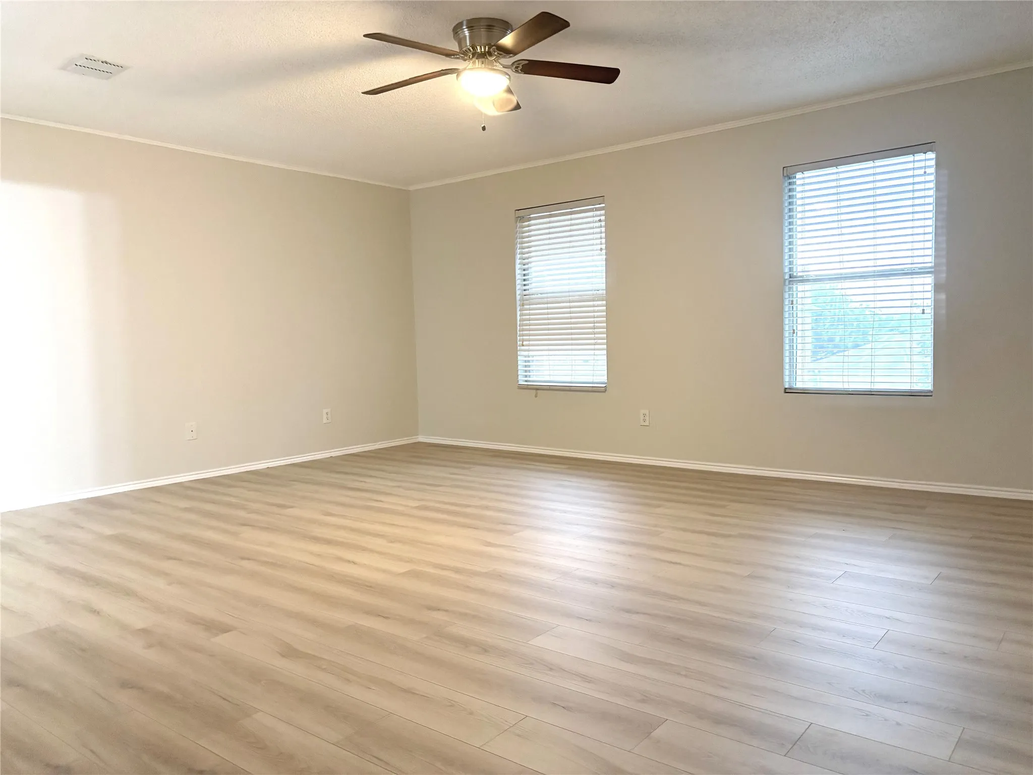 Single Family Residence For Rent in Collin County , 2521 Brinlee Branch Lane, Mc Kinney, Texas 75071, 3 Bedroom, 3 Bathroom, 2 Garage spaces, 2,307 Sqft, built in 2001, mls#21312910, Real Estate Agent in Mc Kinney, Homes For Rent in Collin county, Homes For Rent in Mc Kinney, Realtor in Mc Kinney Texas, Real Estate Brokerage Independent Realty Texas, Luminita Cordes Realtor