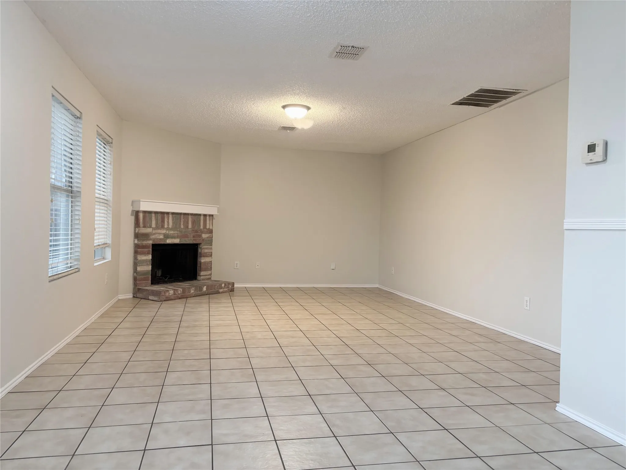 Single Family Residence For Rent in Collin County , 2521 Brinlee Branch Lane, Mc Kinney, Texas 75071, 3 Bedroom, 3 Bathroom, 2 Garage spaces, 2,307 Sqft, built in 2001, mls#21312910, Real Estate Agent in Mc Kinney, Homes For Rent in Collin county, Homes For Rent in Mc Kinney, Realtor in Mc Kinney Texas, Real Estate Brokerage Independent Realty Texas, Luminita Cordes Realtor