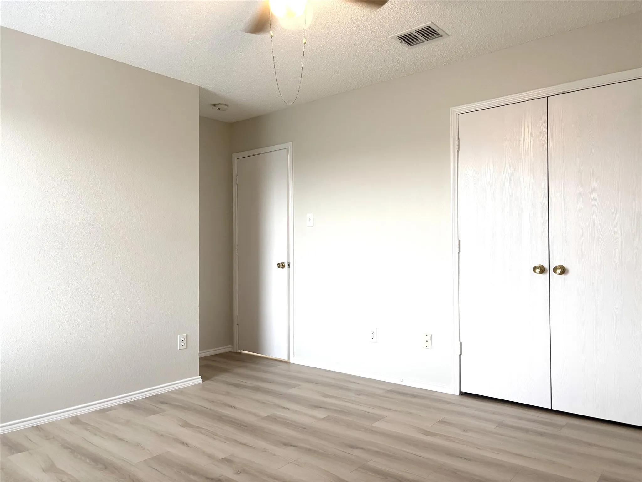 Single Family Residence For Rent in Collin County , 2521 Brinlee Branch Lane, Mc Kinney, Texas 75071, 3 Bedroom, 3 Bathroom, 2 Garage spaces, 2,307 Sqft, built in 2001, mls#21312910, Real Estate Agent in Mc Kinney, Homes For Rent in Collin county, Homes For Rent in Mc Kinney, Realtor in Mc Kinney Texas, Real Estate Brokerage Independent Realty Texas, Luminita Cordes Realtor