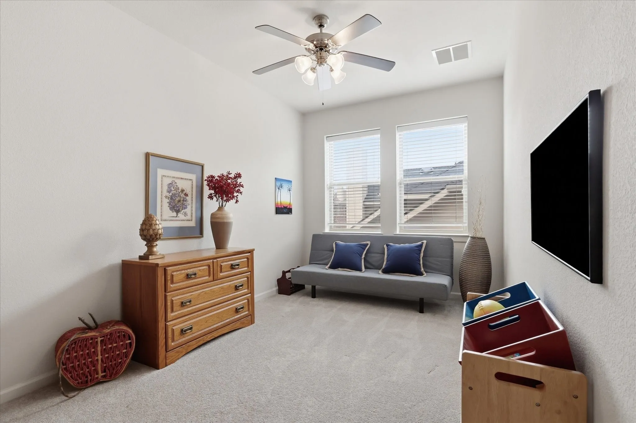 Single Family Residence For Sale in Denton County , 2713 Cole Castle Drive, Lewisville, Texas 75056, 4 Bedroom, 4 Bathroom, 2 Garage spaces, 3,423 Sqft, built in 2013, mls#21310621, Real Estate Agent in Lewisville, Homes For Sale in Denton county, Homes For Sale in Lewisville, Realtor in Lewisville Texas, Real Estate Brokerage Independent Realty Texas, Luminita Cordes Realtor