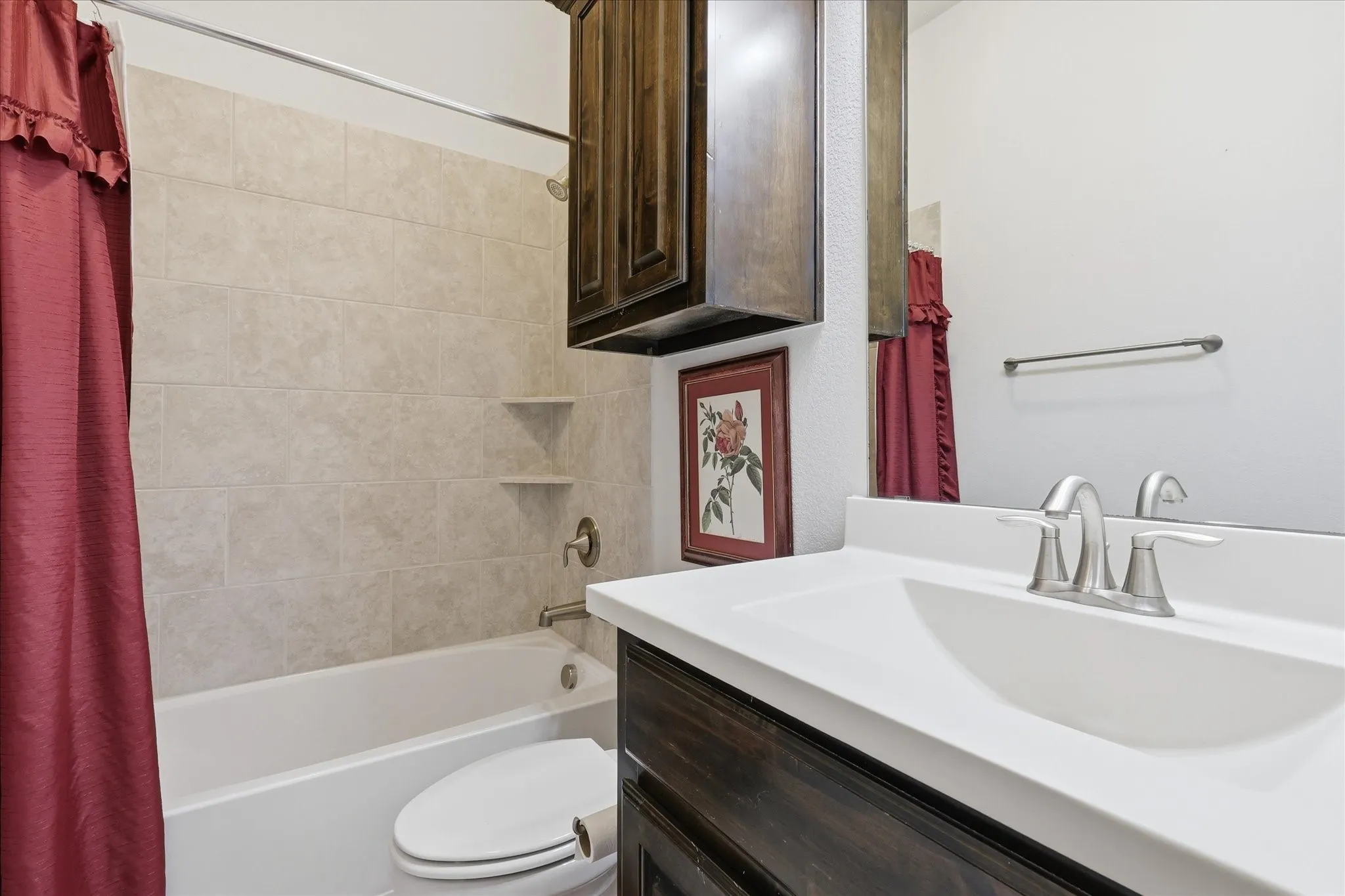 Single Family Residence For Sale in Denton County , 2713 Cole Castle Drive, Lewisville, Texas 75056, 4 Bedroom, 4 Bathroom, 2 Garage spaces, 3,423 Sqft, built in 2013, mls#21310621, Real Estate Agent in Lewisville, Homes For Sale in Denton county, Homes For Sale in Lewisville, Realtor in Lewisville Texas, Real Estate Brokerage Independent Realty Texas, Luminita Cordes Realtor