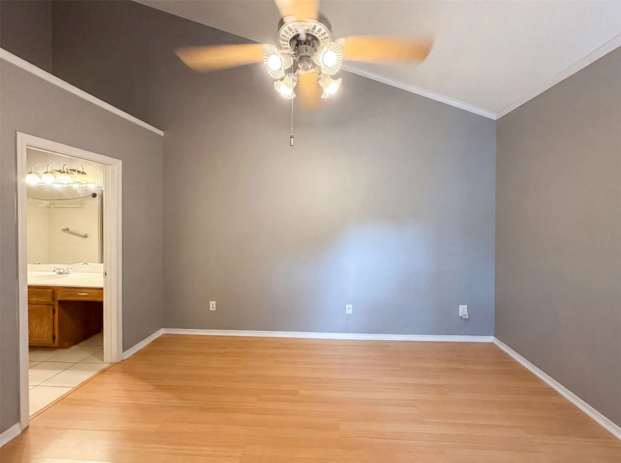 Condominium For Sale in Collin County , 4242 N Capistrano Drive 150, Dallas, Texas 75287, 2 Bedroom, 2 Bathroom, 1 Garage spaces, 1,217 Sqft, built in 1986, mls#21312914, Real Estate Agent in Dallas, Homes For Sale in Collin county, Homes For Sale in Dallas, Realtor in Dallas Texas, Real Estate Brokerage Independent Realty Texas, Luminita Cordes Realtor