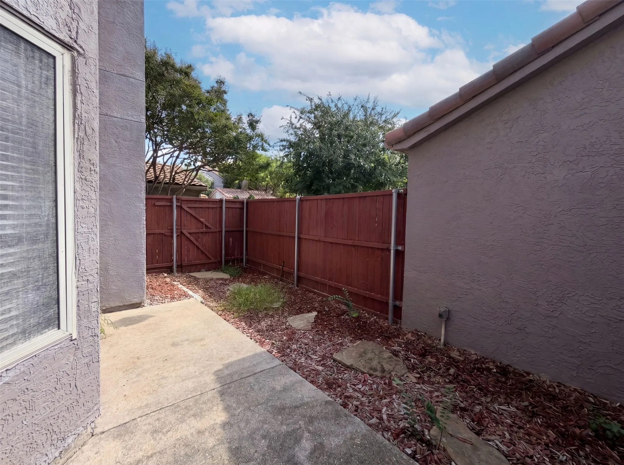 Condominium For Sale in Collin County , 4242 N Capistrano Drive 150, Dallas, Texas 75287, 2 Bedroom, 2 Bathroom, 1 Garage spaces, 1,217 Sqft, built in 1986, mls#21312914, Real Estate Agent in Dallas, Homes For Sale in Collin county, Homes For Sale in Dallas, Realtor in Dallas Texas, Real Estate Brokerage Independent Realty Texas, Luminita Cordes Realtor