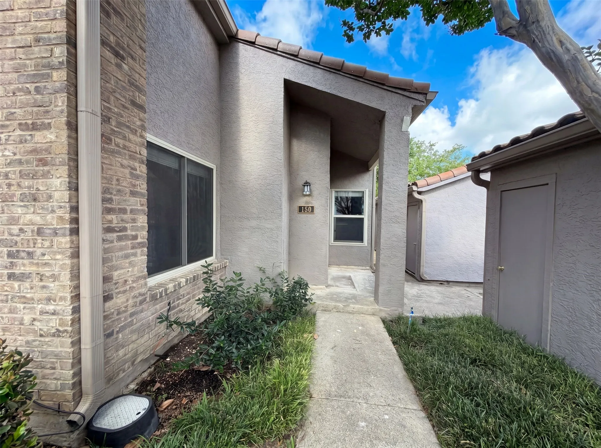 Condominium For Sale in Collin County , 4242 N Capistrano Drive 150, Dallas, Texas 75287, 2 Bedroom, 2 Bathroom, 1 Garage spaces, 1,217 Sqft, built in 1986, mls#21312914, Real Estate Agent in Dallas, Homes For Sale in Collin county, Homes For Sale in Dallas, Realtor in Dallas Texas, Real Estate Brokerage Independent Realty Texas, Luminita Cordes Realtor