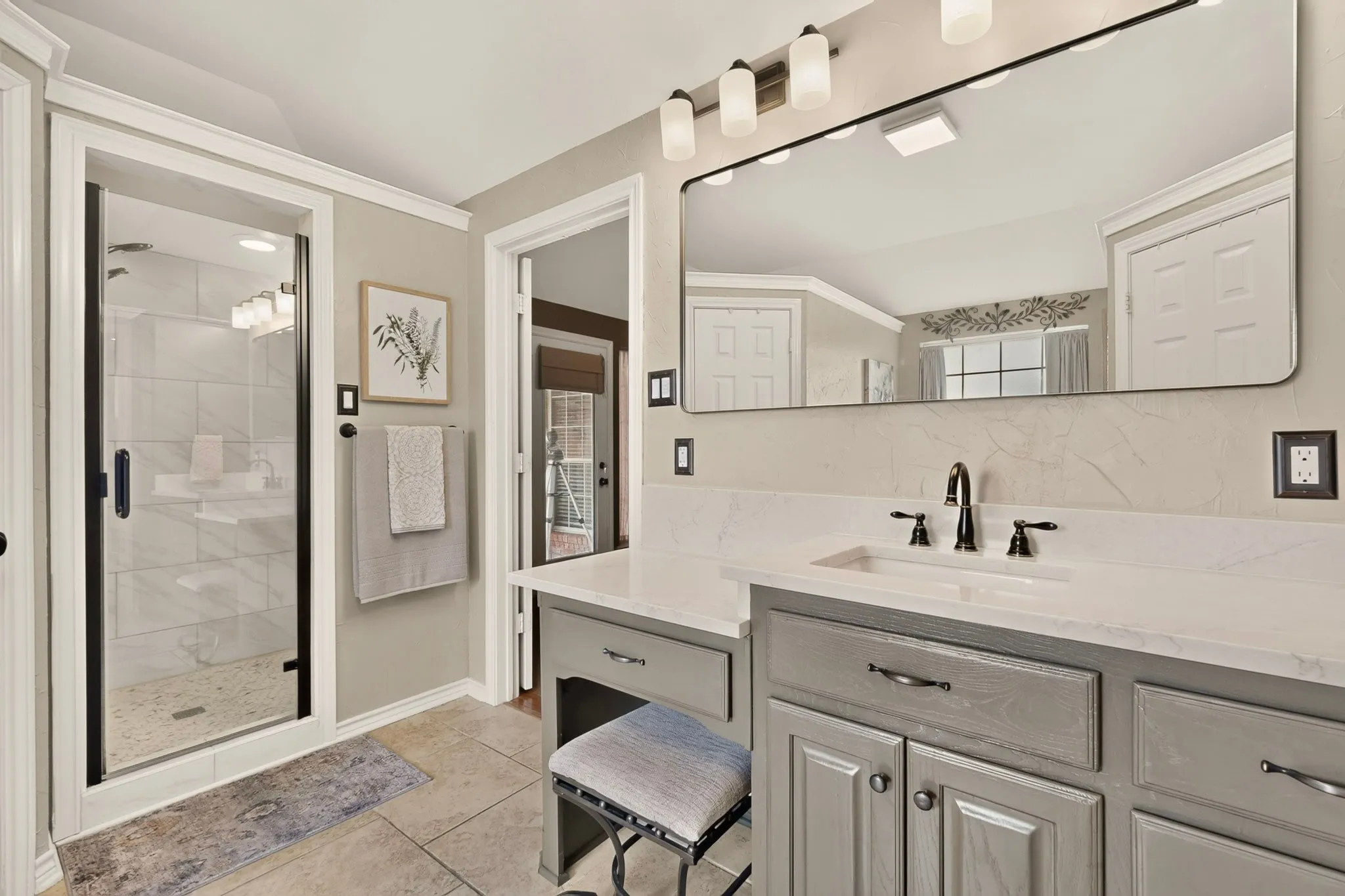 Single Family Residence For Sale in Kaufman County , 611 N Fm 740, Forney, Texas 75126, 4 Bedroom, 3 Bathroom, 2 Garage spaces, 2,749 Sqft, built in 1994, mls#21312230, Real Estate Agent in Forney, Homes For Sale in Kaufman county, Homes For Sale in Forney, Realtor in Forney Texas, Real Estate Brokerage Independent Realty Texas, Luminita Cordes Realtor