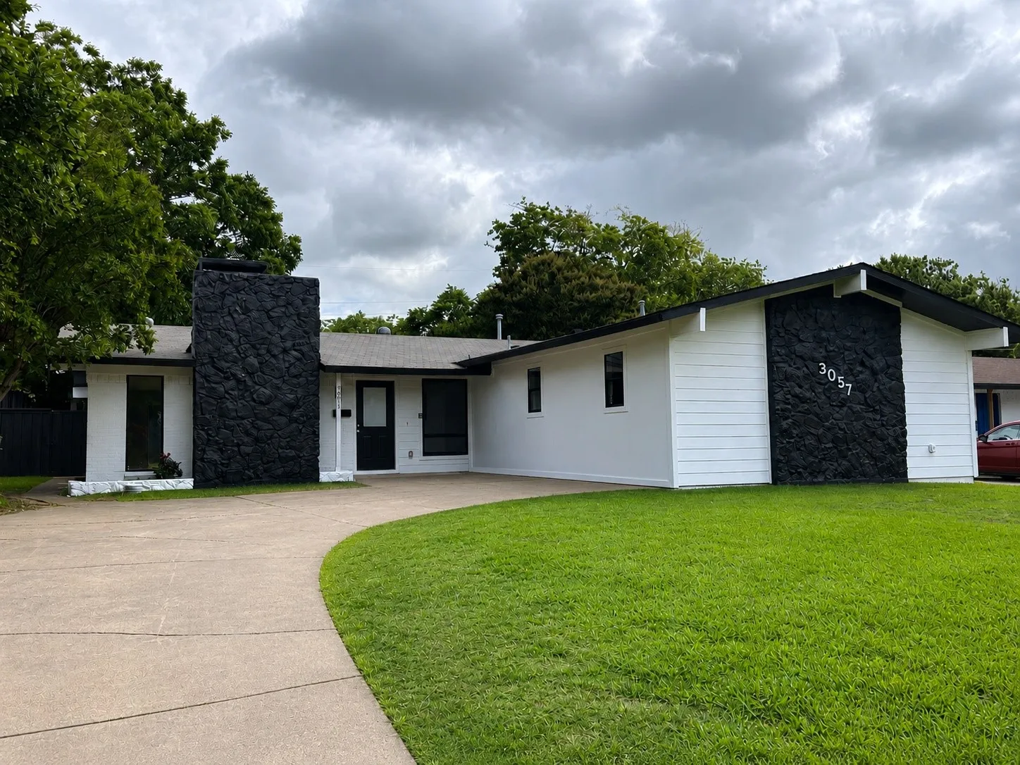 Single Family Residence For Sale in Dallas County , 3057 Dothan Lane, Dallas, Texas 75229, 4 Bedroom, 3 Bathroom, Garage spaces, 2,008 Sqft, built in 1959, mls#21305132, Real Estate Agent in Dallas, Homes For Sale in Dallas county, Homes For Sale in Dallas, Realtor in Dallas Texas, Real Estate Brokerage Independent Realty Texas, Luminita Cordes Realtor