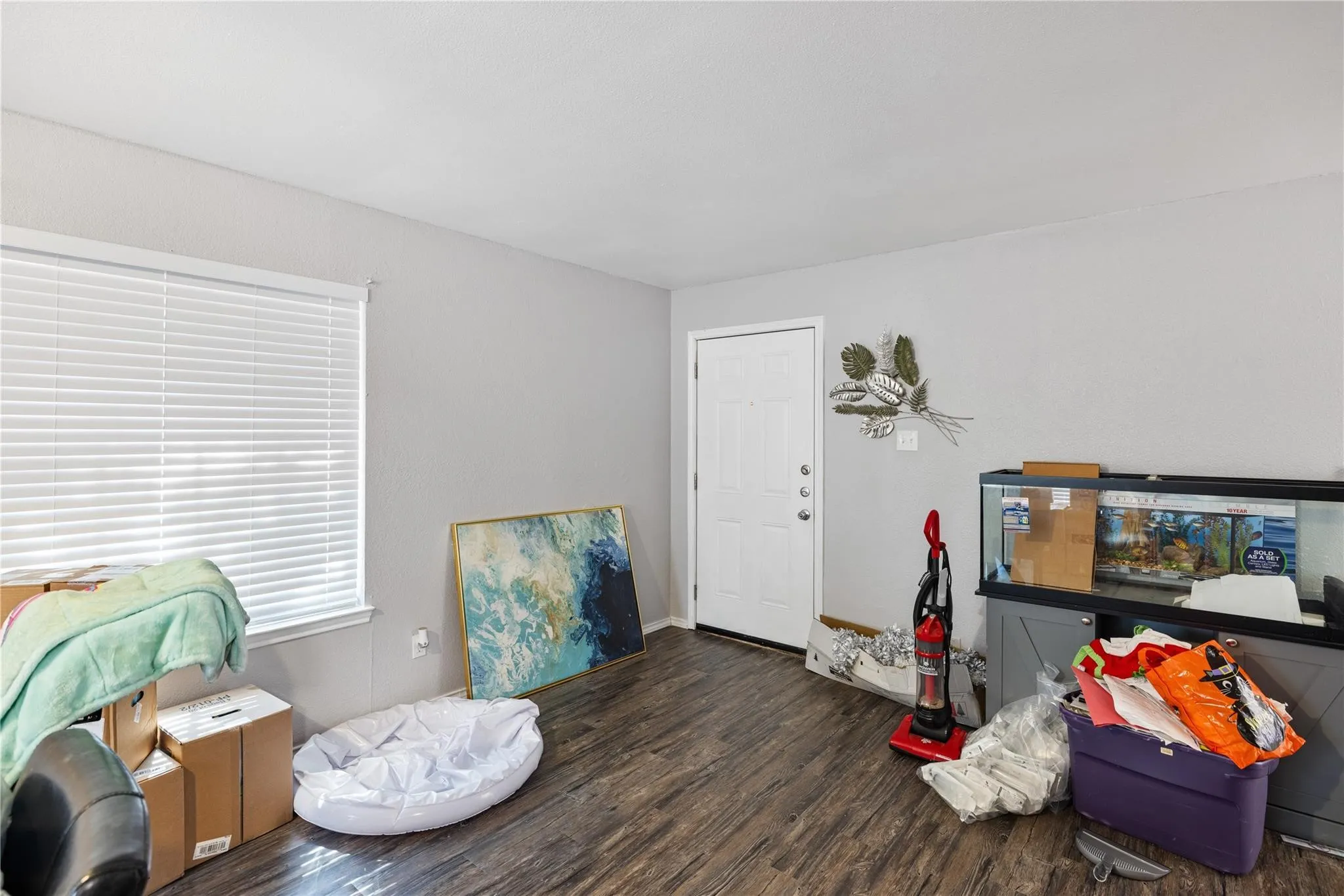 Duplex For Sale in Tarrant County , 107 Ray Street, Arlington, Texas 76010, 4 Bedroom, 2 Bathroom, Garage spaces, 0 Sqft, built in 1980, mls#21312935, Real Estate Agent in Arlington, Homes For Sale in Tarrant county, Homes For Sale in Arlington, Realtor in Arlington Texas, Real Estate Brokerage Independent Realty Texas, Luminita Cordes Realtor