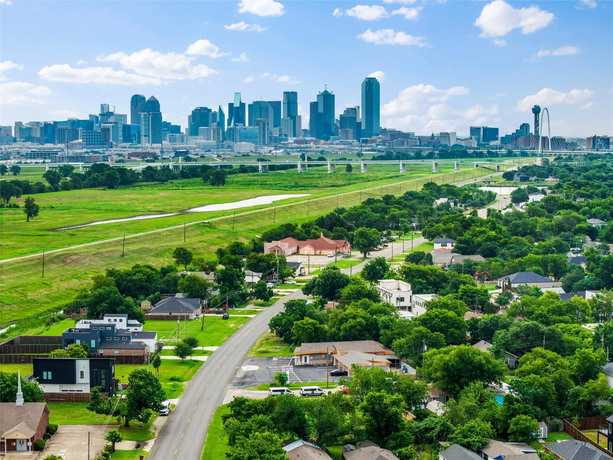 Improved Land For Sale in Dallas County , 4023 Darien Street, Dallas, Texas 75212, 0, 0, Garage spaces, 0 Sqft, built in 0, mls#21312936, Real Estate Agent in Dallas, Homes For Sale in Dallas county, Homes For Sale in Dallas, Realtor in Dallas Texas, Real Estate Brokerage Independent Realty Texas, Luminita Cordes Realtor