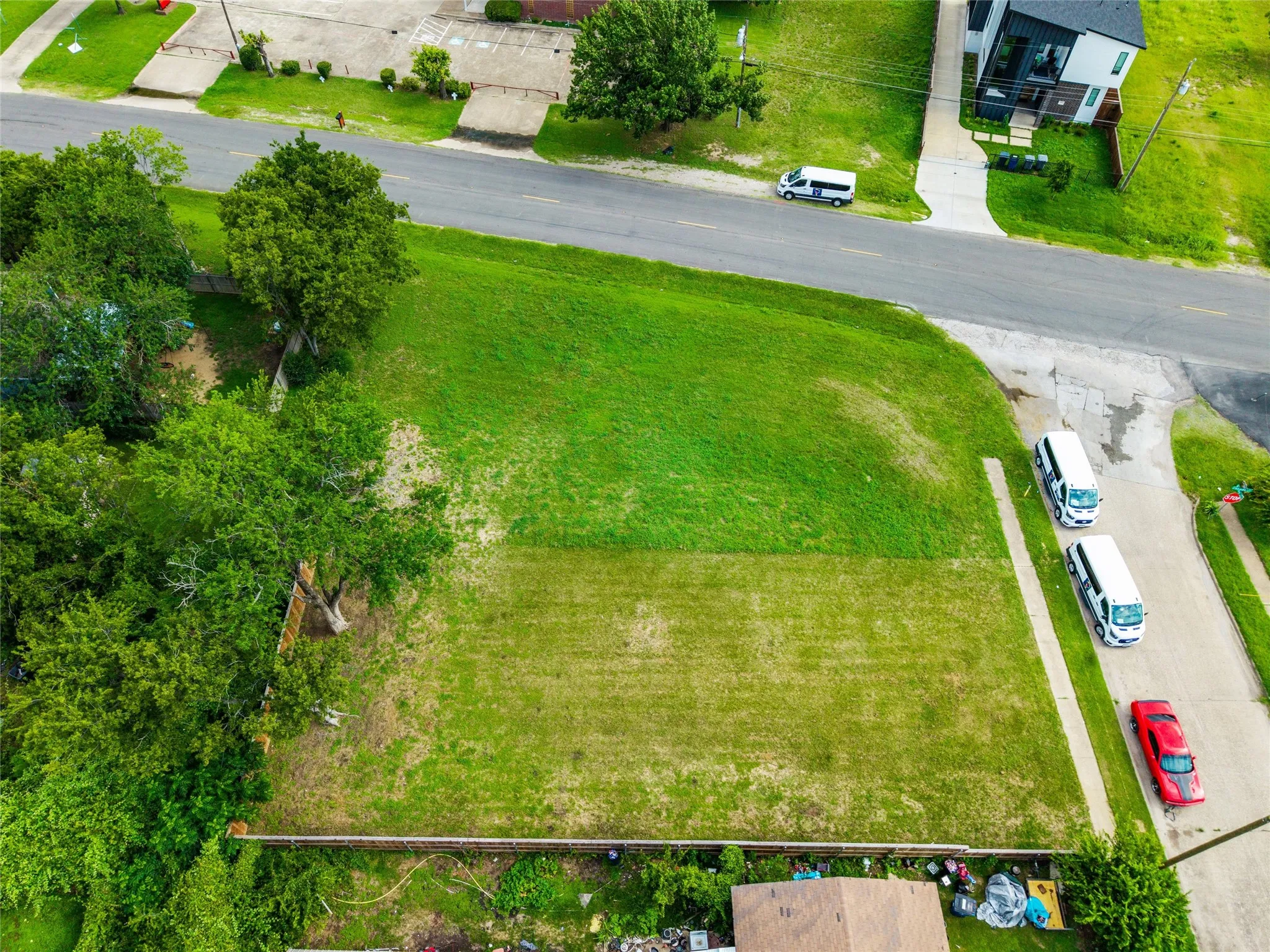 Improved Land For Sale in Dallas County , 4023 Darien Street, Dallas, Texas 75212, 0, 0, Garage spaces, 0 Sqft, built in 0, mls#21312936, Real Estate Agent in Dallas, Homes For Sale in Dallas county, Homes For Sale in Dallas, Realtor in Dallas Texas, Real Estate Brokerage Independent Realty Texas, Luminita Cordes Realtor