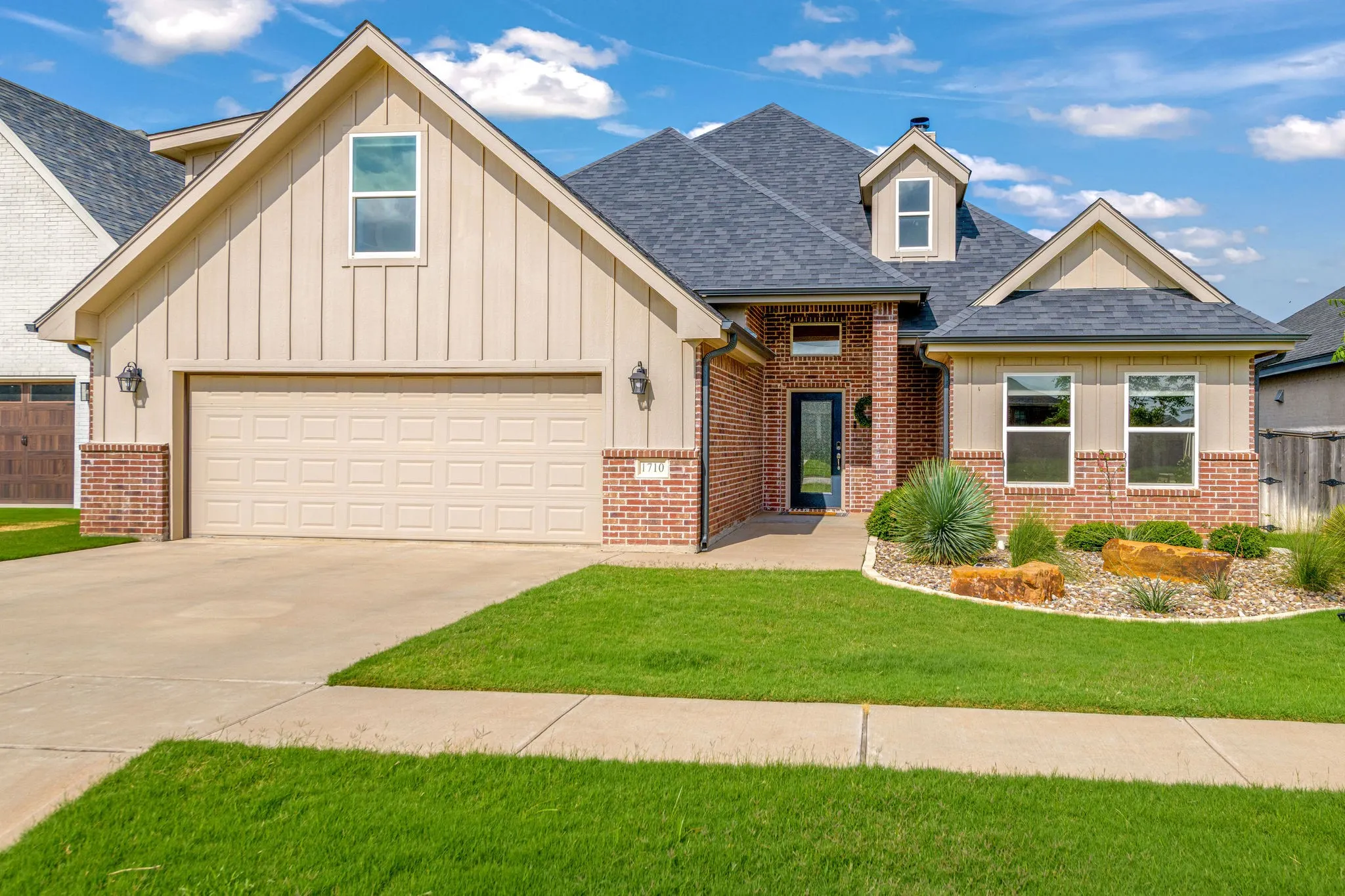 Single Family Residence For Sale in Taylor County , 1710 Urban Avenue, Abilene, Texas 79601, 4 Bedroom, 3 Bathroom, 2 Garage spaces, 2,353 Sqft, built in 2019, mls#21312343, Real Estate Agent in Abilene, Homes For Sale in Taylor county, Homes For Sale in Abilene, Realtor in Abilene Texas, Real Estate Brokerage Independent Realty Texas, Luminita Cordes Realtor