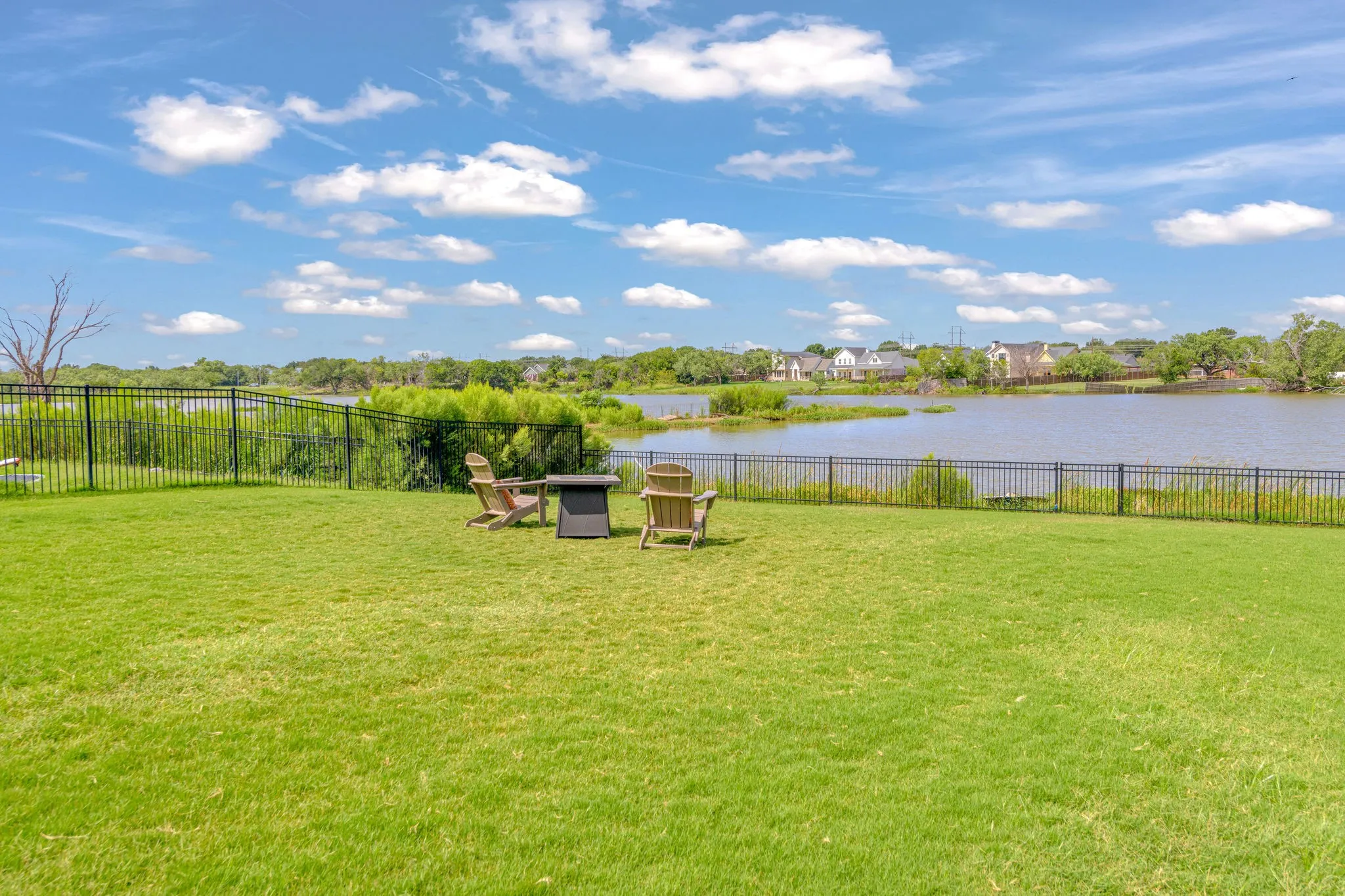 Single Family Residence For Sale in Taylor County , 1710 Urban Avenue, Abilene, Texas 79601, 4 Bedroom, 3 Bathroom, 2 Garage spaces, 2,353 Sqft, built in 2019, mls#21312343, Real Estate Agent in Abilene, Homes For Sale in Taylor county, Homes For Sale in Abilene, Realtor in Abilene Texas, Real Estate Brokerage Independent Realty Texas, Luminita Cordes Realtor