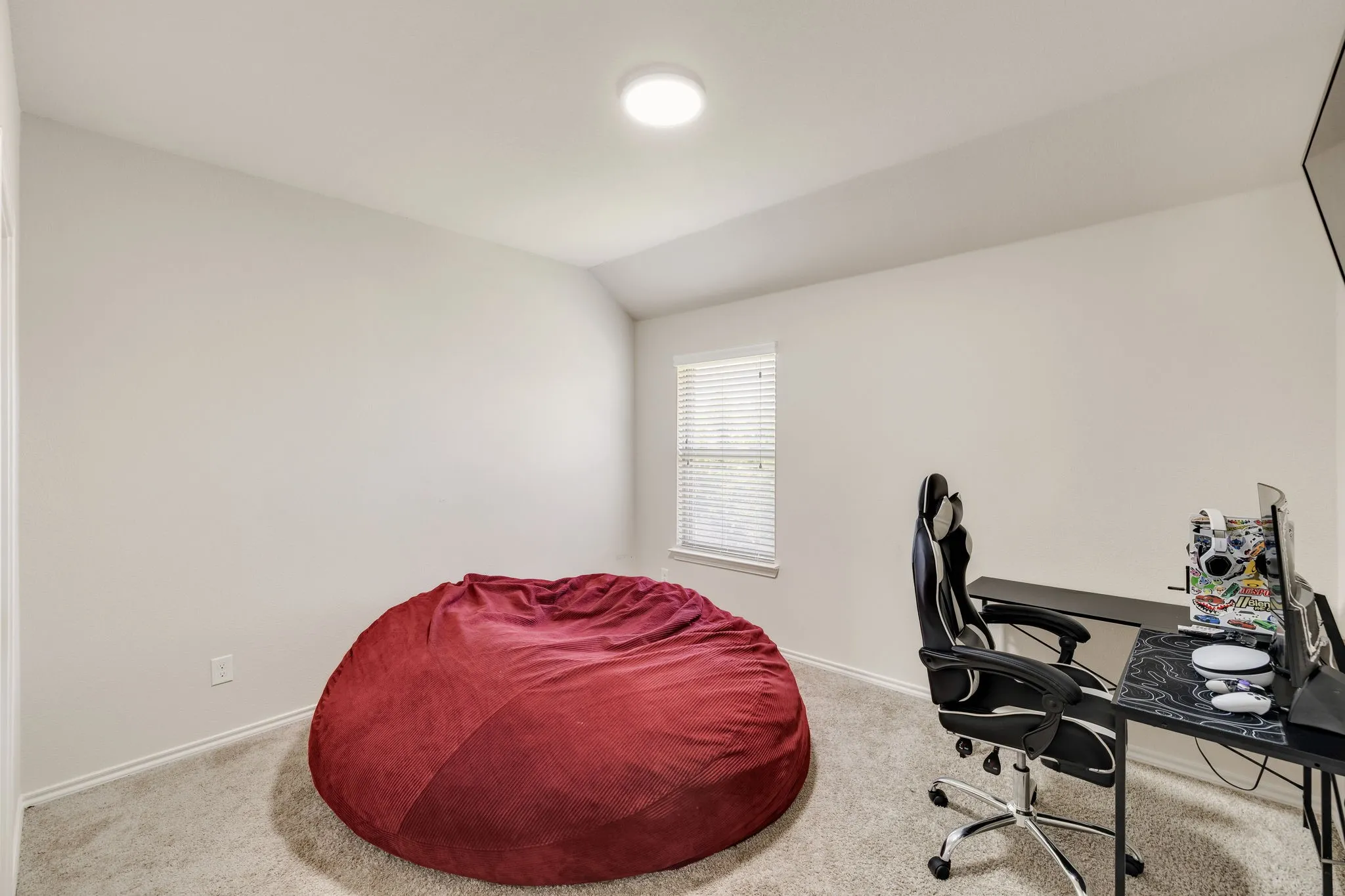 Single Family Residence For Sale in Denton County , 1017 Rose Garden Drive, Little Elm, Texas 75068, 4 Bedroom, 3 Bathroom, 2 Garage spaces, 2,875 Sqft, built in 2015, mls#21311186, Real Estate Agent in Little Elm, Homes For Sale in Denton county, Homes For Sale in Little Elm, Realtor in Little Elm Texas, Real Estate Brokerage Independent Realty Texas, Luminita Cordes Realtor