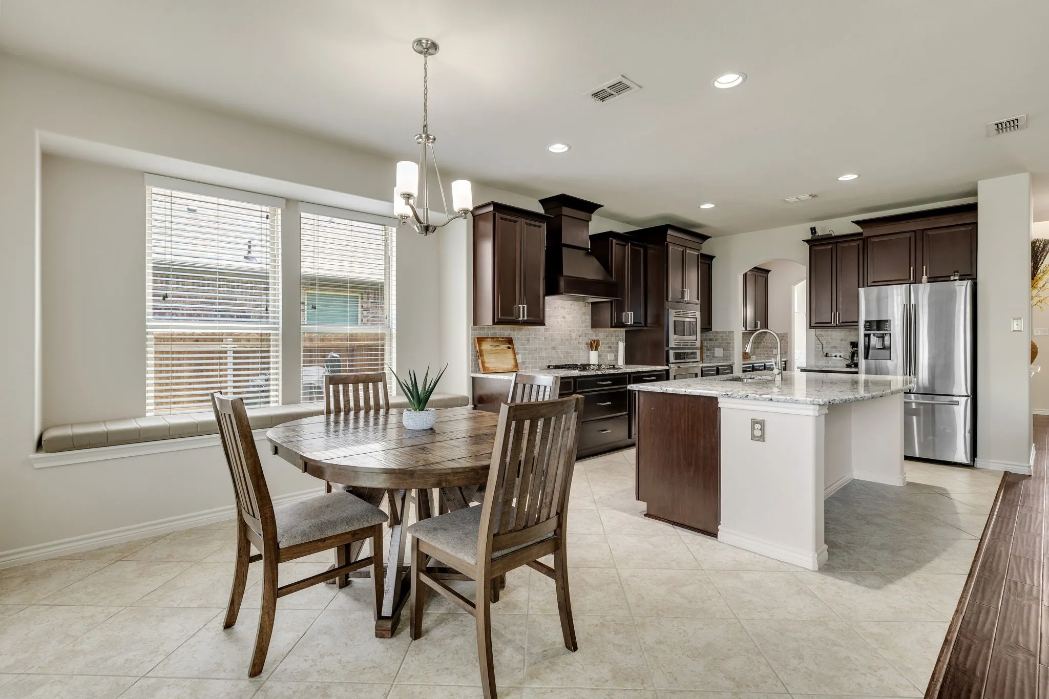 Single Family Residence For Sale in Denton County , 1017 Rose Garden Drive, Little Elm, Texas 75068, 4 Bedroom, 3 Bathroom, 2 Garage spaces, 2,875 Sqft, built in 2015, mls#21311186, Real Estate Agent in Little Elm, Homes For Sale in Denton county, Homes For Sale in Little Elm, Realtor in Little Elm Texas, Real Estate Brokerage Independent Realty Texas, Luminita Cordes Realtor