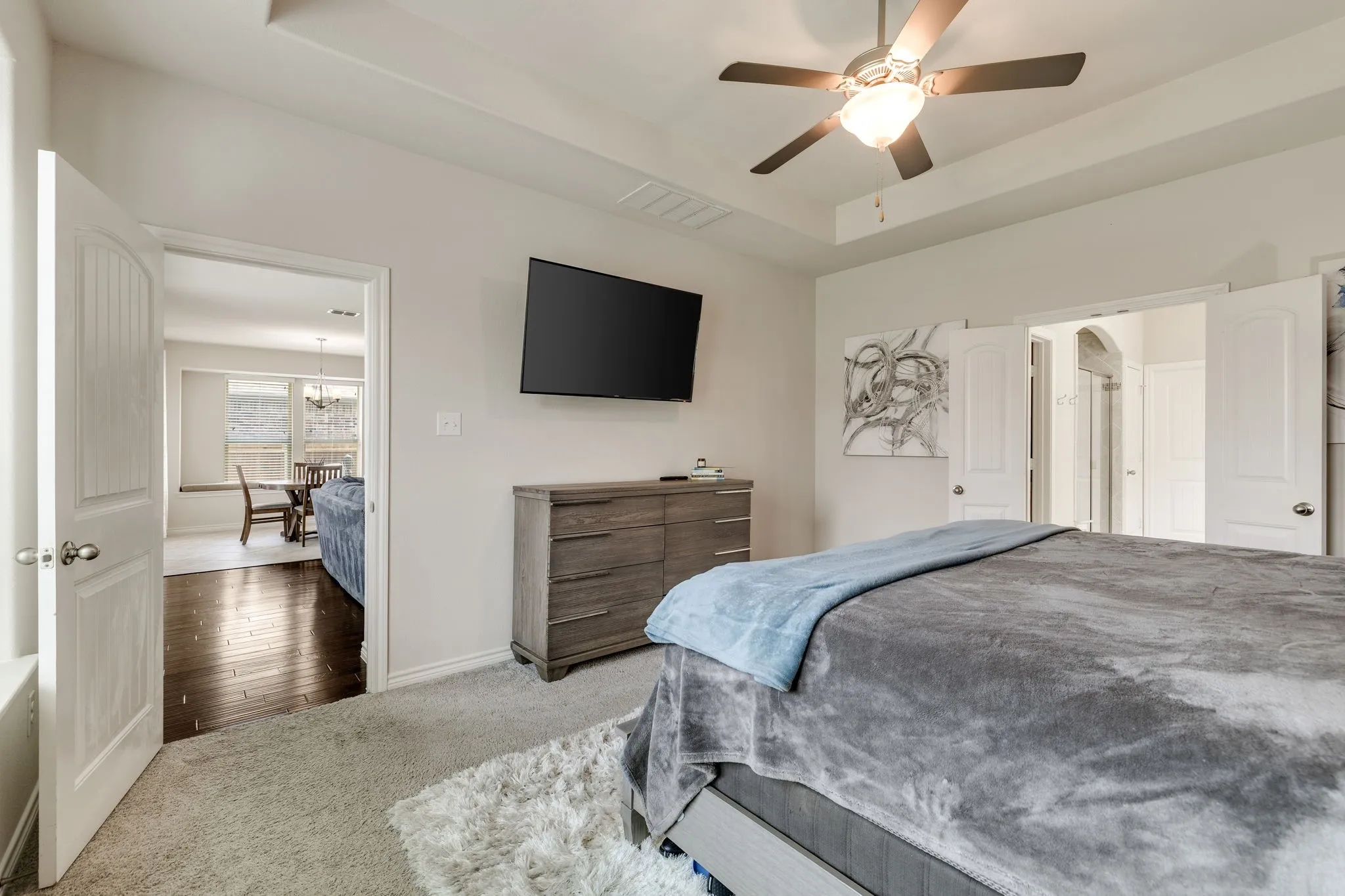 Single Family Residence For Sale in Denton County , 1017 Rose Garden Drive, Little Elm, Texas 75068, 4 Bedroom, 3 Bathroom, 2 Garage spaces, 2,875 Sqft, built in 2015, mls#21311186, Real Estate Agent in Little Elm, Homes For Sale in Denton county, Homes For Sale in Little Elm, Realtor in Little Elm Texas, Real Estate Brokerage Independent Realty Texas, Luminita Cordes Realtor