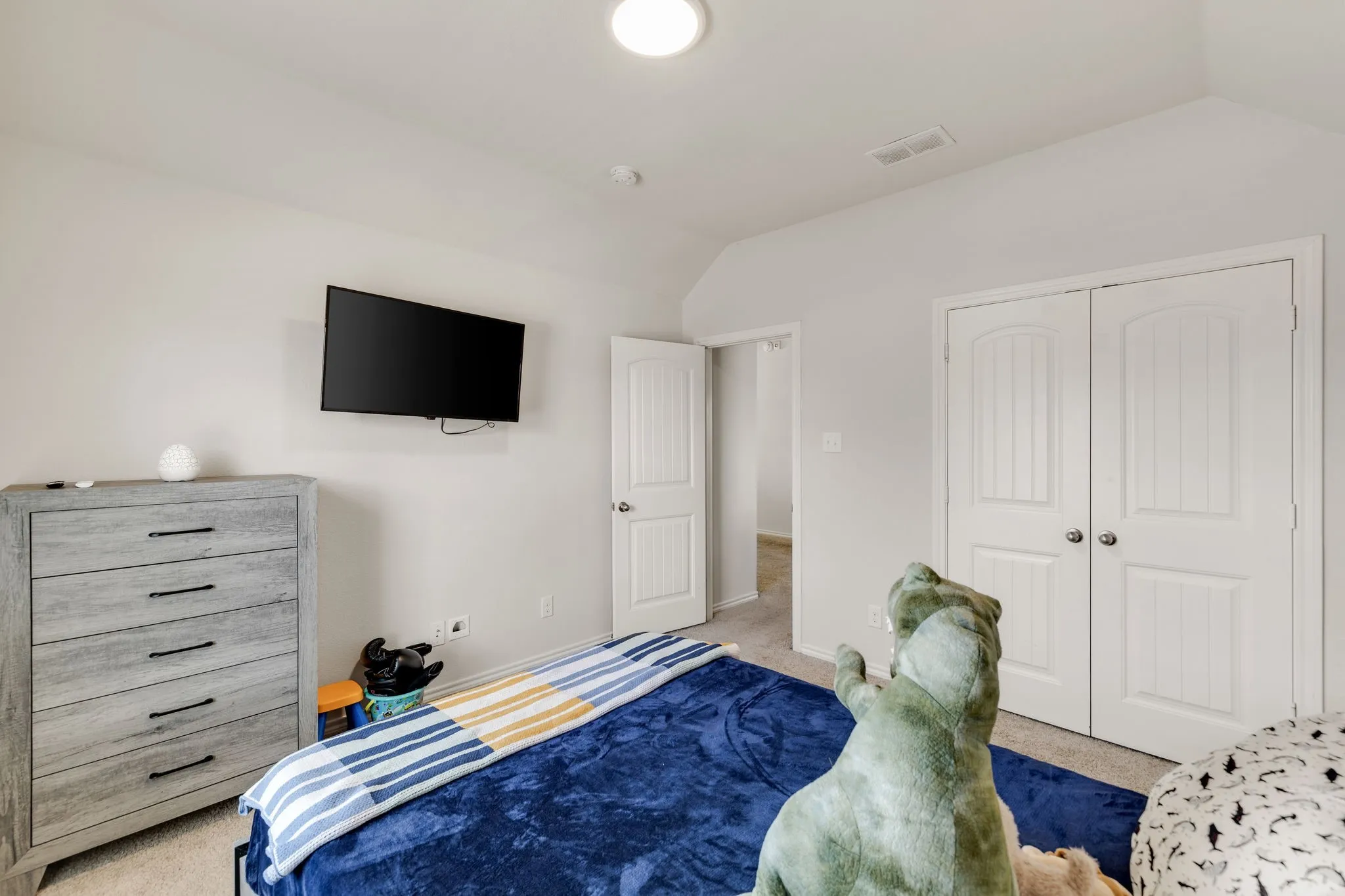 Single Family Residence For Sale in Denton County , 1017 Rose Garden Drive, Little Elm, Texas 75068, 4 Bedroom, 3 Bathroom, 2 Garage spaces, 2,875 Sqft, built in 2015, mls#21311186, Real Estate Agent in Little Elm, Homes For Sale in Denton county, Homes For Sale in Little Elm, Realtor in Little Elm Texas, Real Estate Brokerage Independent Realty Texas, Luminita Cordes Realtor