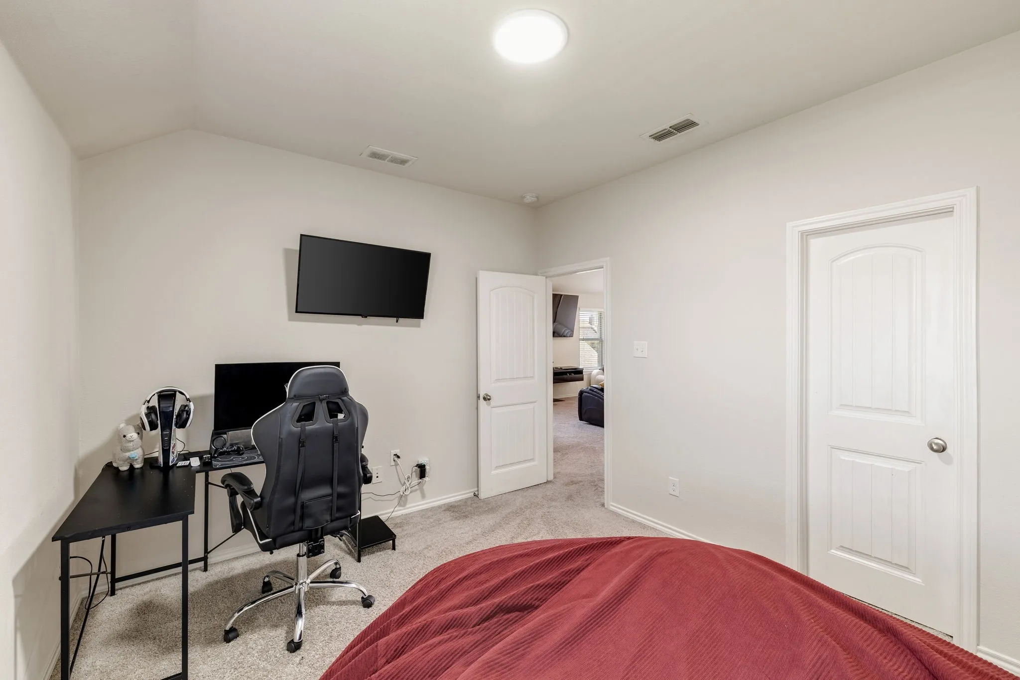Single Family Residence For Sale in Denton County , 1017 Rose Garden Drive, Little Elm, Texas 75068, 4 Bedroom, 3 Bathroom, 2 Garage spaces, 2,875 Sqft, built in 2015, mls#21311186, Real Estate Agent in Little Elm, Homes For Sale in Denton county, Homes For Sale in Little Elm, Realtor in Little Elm Texas, Real Estate Brokerage Independent Realty Texas, Luminita Cordes Realtor