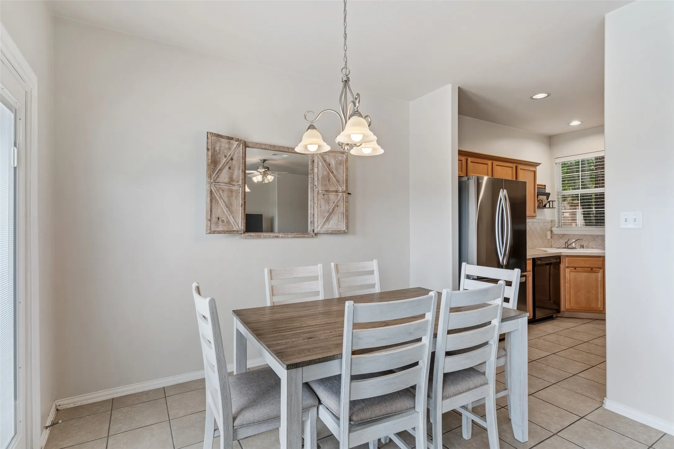 Townhouse For Sale in Collin County , 706 S Jupiter Road 1202, Allen, Texas 75002, 2 Bedroom, 3 Bathroom, 2 Garage spaces, 1,627 Sqft, built in 2006, mls#21304206, Real Estate Agent in Allen, Homes For Sale in Collin county, Homes For Sale in Allen, Realtor in Allen Texas, Real Estate Brokerage Independent Realty Texas, Luminita Cordes Realtor