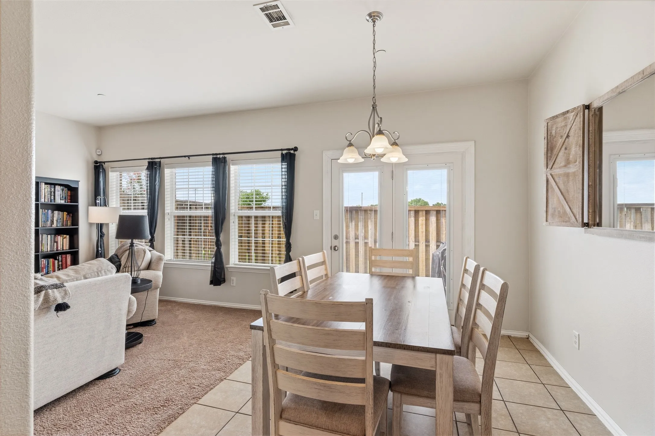 Townhouse For Sale in Collin County , 706 S Jupiter Road 1202, Allen, Texas 75002, 2 Bedroom, 3 Bathroom, 2 Garage spaces, 1,627 Sqft, built in 2006, mls#21304206, Real Estate Agent in Allen, Homes For Sale in Collin county, Homes For Sale in Allen, Realtor in Allen Texas, Real Estate Brokerage Independent Realty Texas, Luminita Cordes Realtor