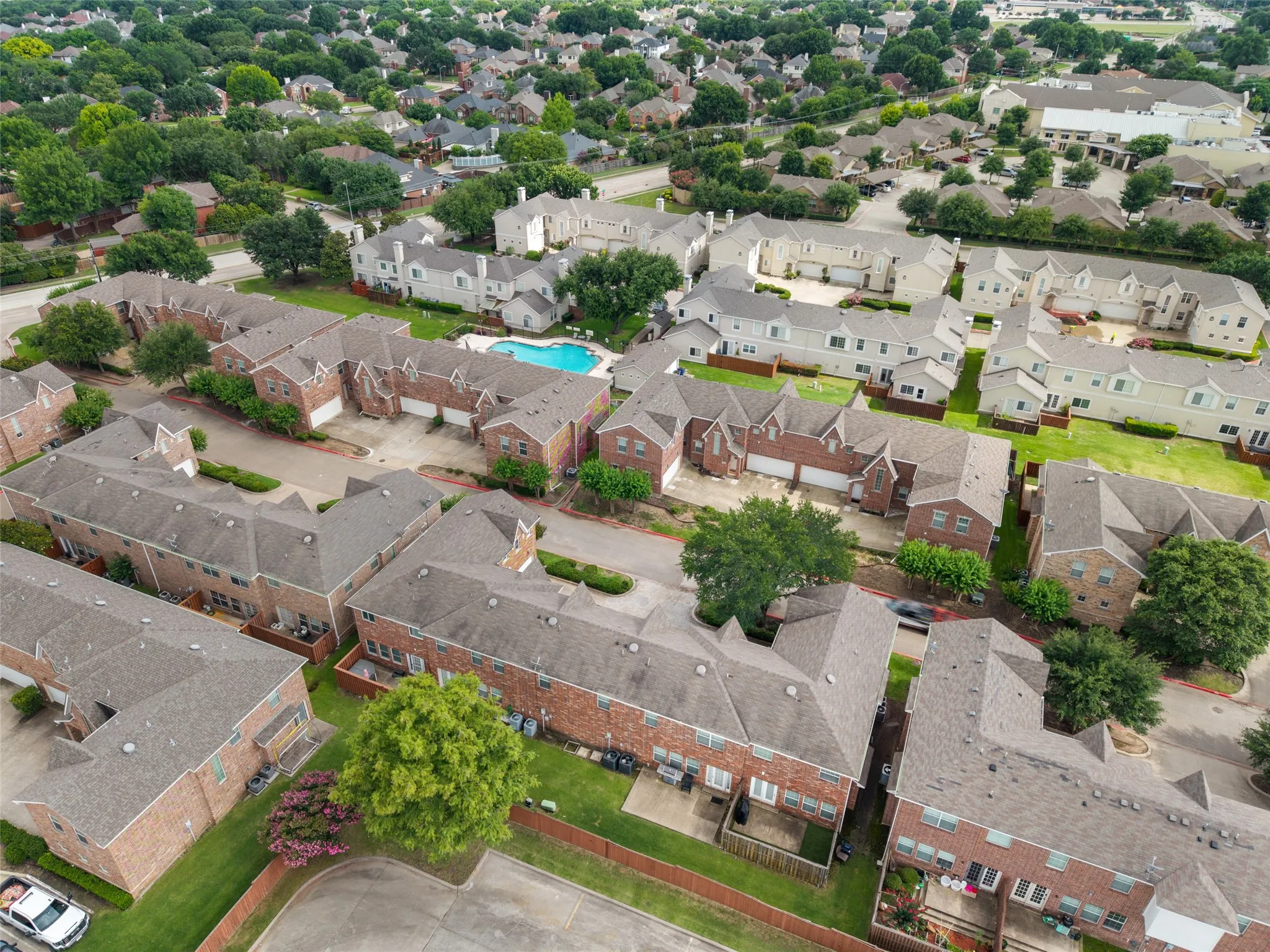 Townhouse For Sale in Collin County , 706 S Jupiter Road 1202, Allen, Texas 75002, 2 Bedroom, 3 Bathroom, 2 Garage spaces, 1,627 Sqft, built in 2006, mls#21304206, Real Estate Agent in Allen, Homes For Sale in Collin county, Homes For Sale in Allen, Realtor in Allen Texas, Real Estate Brokerage Independent Realty Texas, Luminita Cordes Realtor
