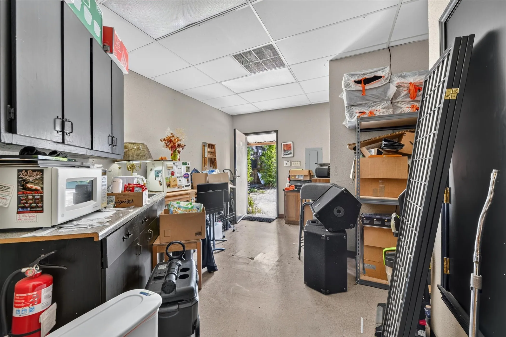 Office For Sale in Denton County , 221-223 N Locust Street, Denton, Texas 76201, 0, 0, Garage spaces, 0 Sqft, built in 1965, mls#21312731, Real Estate Agent in Denton, Homes For Sale in Denton county, Homes For Sale in Denton, Realtor in Denton Texas, Real Estate Brokerage Independent Realty Texas, Luminita Cordes Realtor