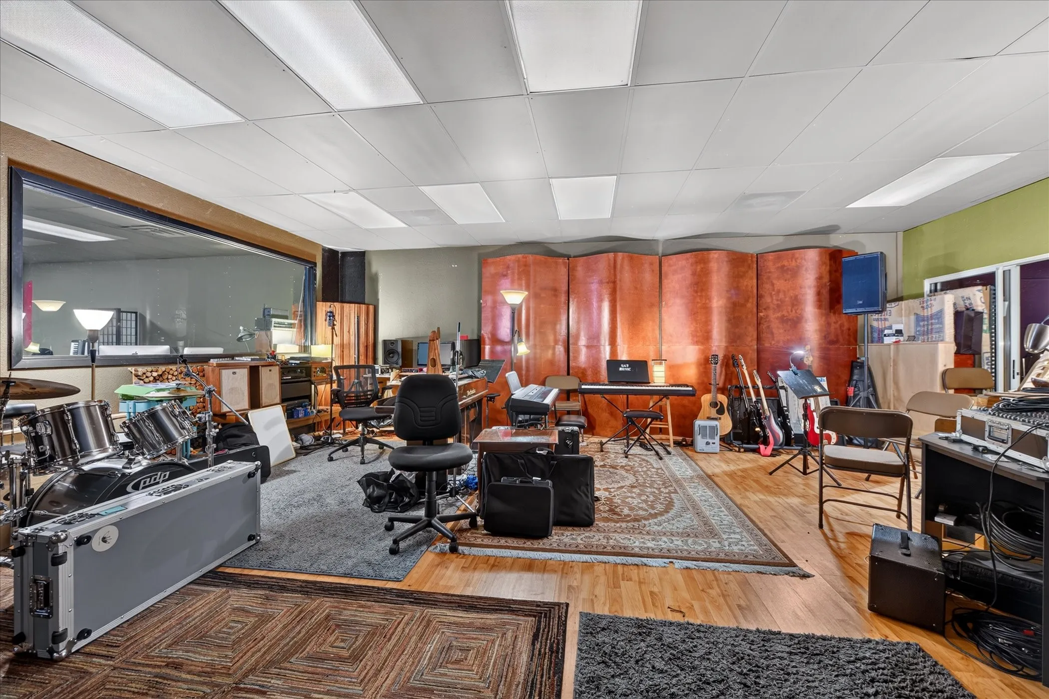 Office For Sale in Denton County , 221-223 N Locust Street, Denton, Texas 76201, 0, 0, Garage spaces, 0 Sqft, built in 1965, mls#21312731, Real Estate Agent in Denton, Homes For Sale in Denton county, Homes For Sale in Denton, Realtor in Denton Texas, Real Estate Brokerage Independent Realty Texas, Luminita Cordes Realtor