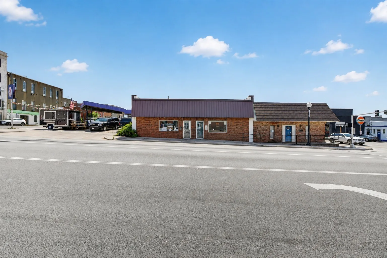 Office For Sale in Denton County , 221-223 N Locust Street, Denton, Texas 76201, 0, 0, Garage spaces, 0 Sqft, built in 1965, mls#21312731, Real Estate Agent in Denton, Homes For Sale in Denton county, Homes For Sale in Denton, Realtor in Denton Texas, Real Estate Brokerage Independent Realty Texas, Luminita Cordes Realtor