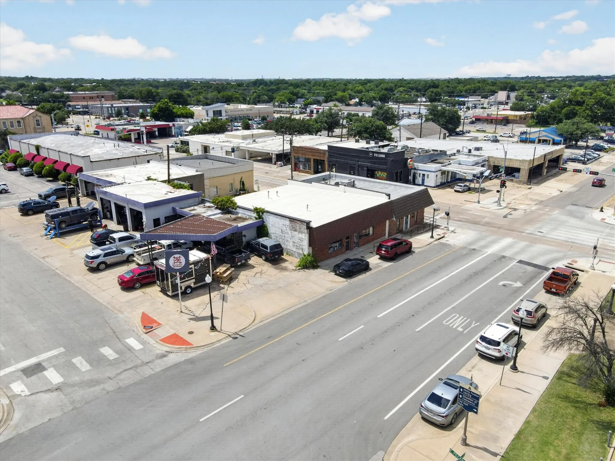 Office For Sale in Denton County , 221-223 N Locust Street, Denton, Texas 76201, 0, 0, Garage spaces, 0 Sqft, built in 1965, mls#21312731, Real Estate Agent in Denton, Homes For Sale in Denton county, Homes For Sale in Denton, Realtor in Denton Texas, Real Estate Brokerage Independent Realty Texas, Luminita Cordes Realtor