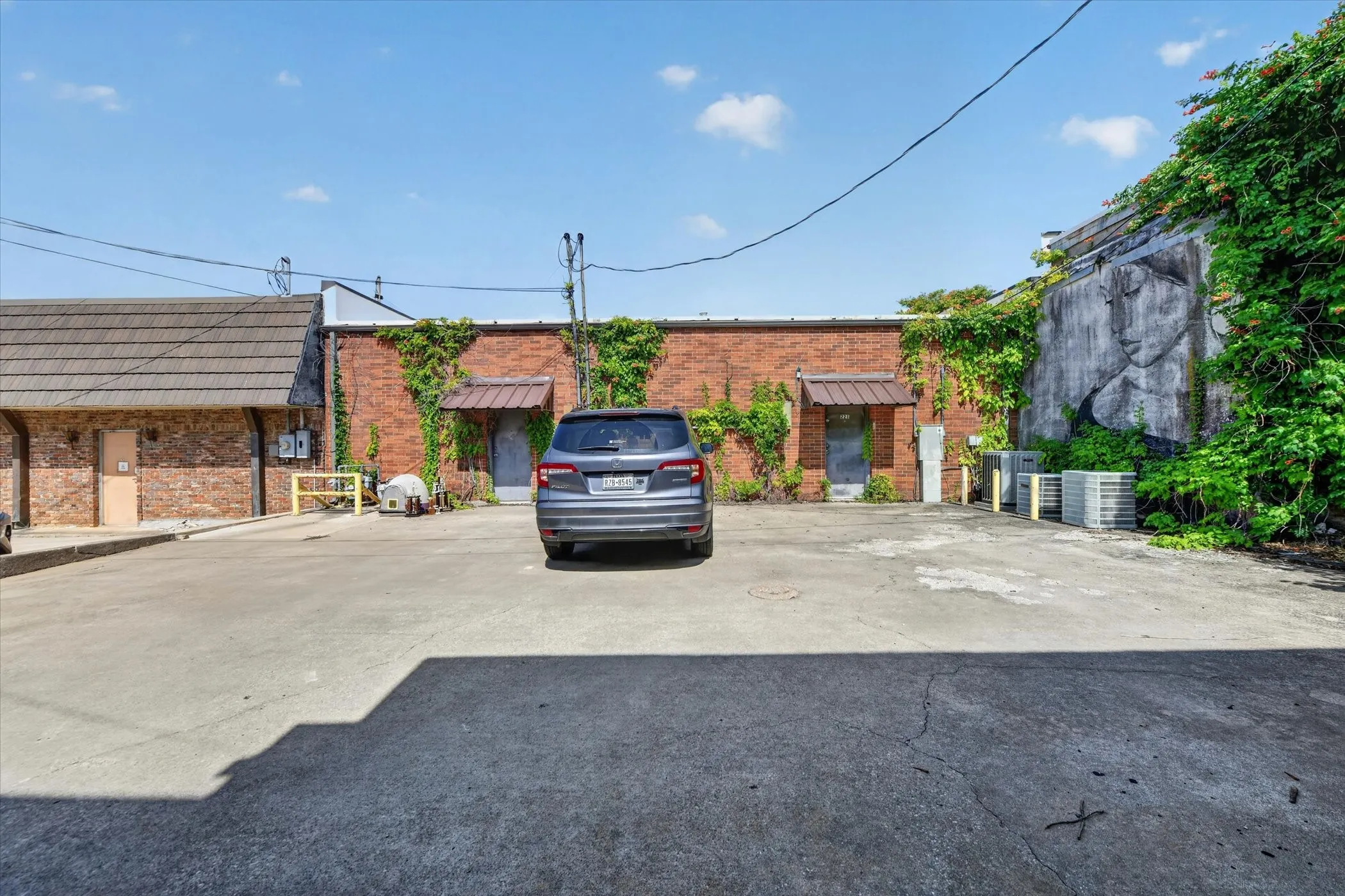 Office For Sale in Denton County , 221-223 N Locust Street, Denton, Texas 76201, 0, 0, Garage spaces, 0 Sqft, built in 1965, mls#21312731, Real Estate Agent in Denton, Homes For Sale in Denton county, Homes For Sale in Denton, Realtor in Denton Texas, Real Estate Brokerage Independent Realty Texas, Luminita Cordes Realtor