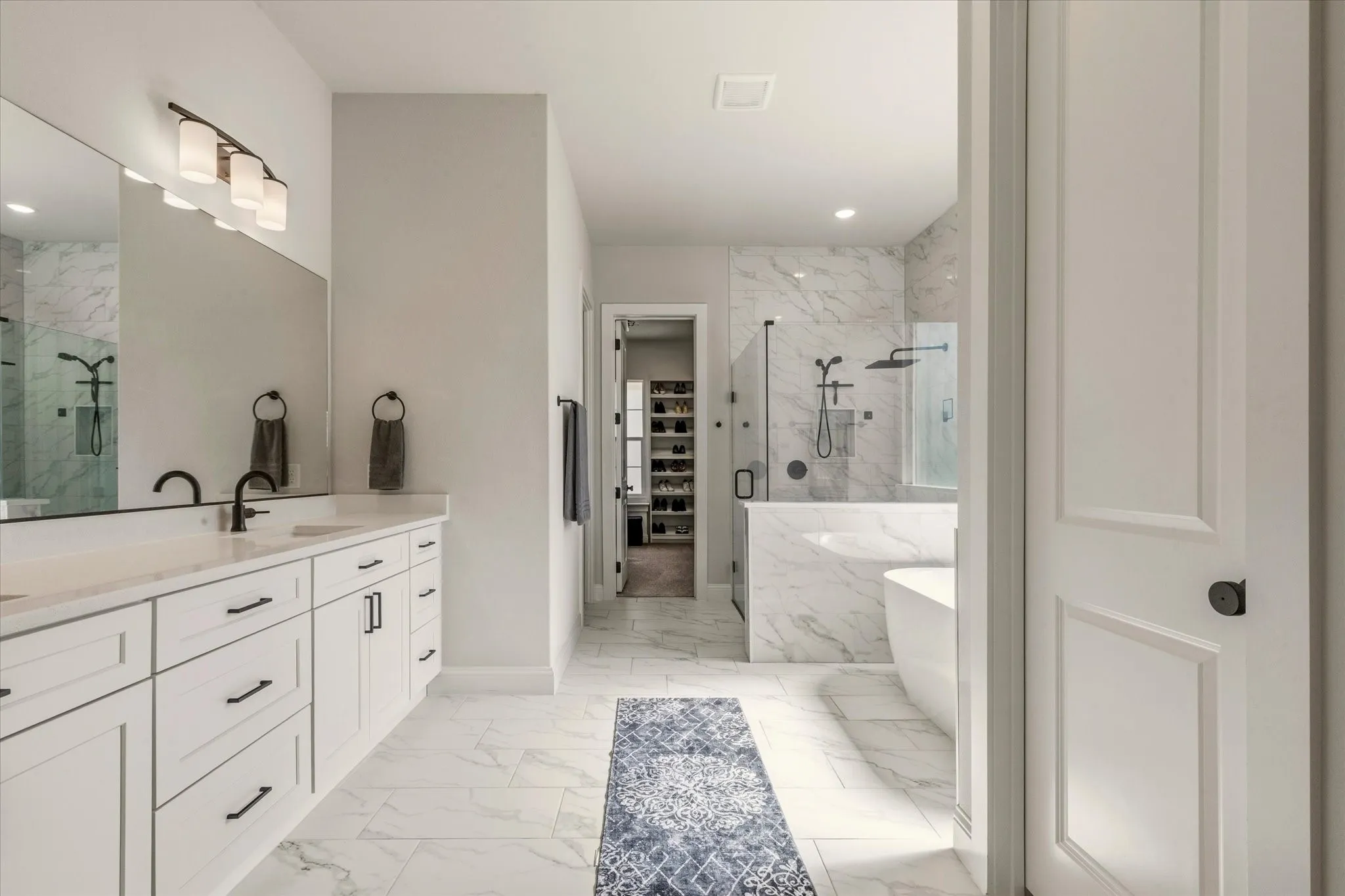 Single Family Residence For Rent in Collin County , 711 Lexington Lane, Nevada, Texas 75173, 5 Bedroom, 5 Bathroom, 4 Garage spaces, 5,789 Sqft, built in 2022, mls#21312990, Real Estate Agent in Nevada, Homes For Rent in Collin county, Homes For Rent in Nevada, Realtor in Nevada Texas, Real Estate Brokerage Independent Realty Texas, Luminita Cordes Realtor
