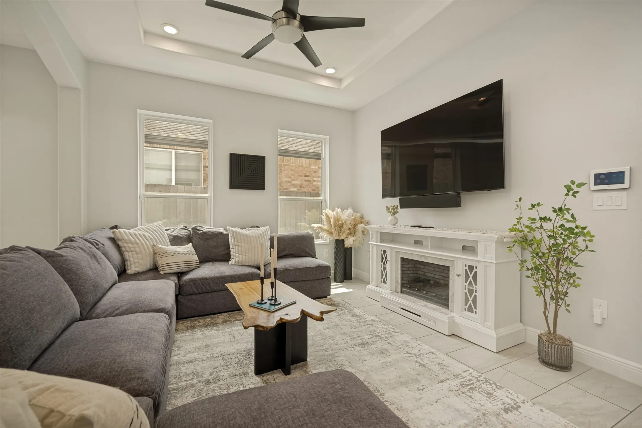Single Family Residence For Sale in Denton County , 110 Cedar Lane, Roanoke, Texas 76262, 4 Bedroom, 4 Bathroom, 2 Garage spaces, 2,923 Sqft, built in 2022, mls#21296855, Real Estate Agent in Roanoke, Homes For Sale in Denton county, Homes For Sale in Roanoke, Realtor in Roanoke Texas, Real Estate Brokerage Independent Realty Texas, Luminita Cordes Realtor
