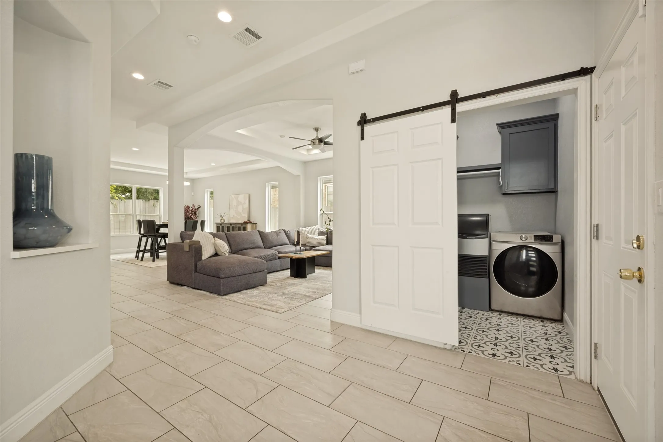 Single Family Residence For Sale in Denton County , 110 Cedar Lane, Roanoke, Texas 76262, 4 Bedroom, 4 Bathroom, 2 Garage spaces, 2,923 Sqft, built in 2022, mls#21296855, Real Estate Agent in Roanoke, Homes For Sale in Denton county, Homes For Sale in Roanoke, Realtor in Roanoke Texas, Real Estate Brokerage Independent Realty Texas, Luminita Cordes Realtor