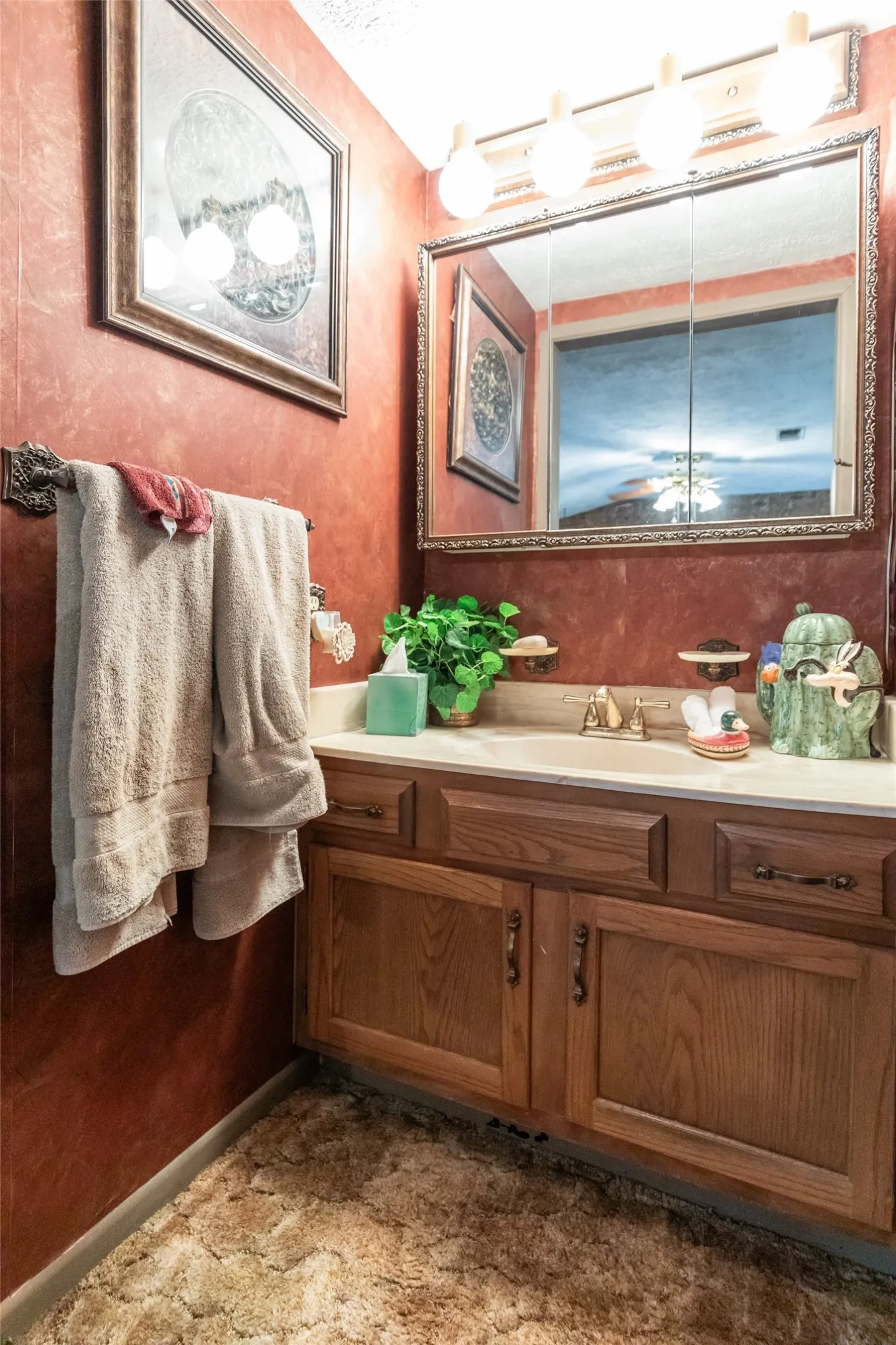 Single Family Residence For Sale in Taylor County , 300 Fm 126, Merkel, Texas 79536, 4 Bedroom, 3 Bathroom, 2 Garage spaces, 3,300 Sqft, built in 1950, mls#21309189, Real Estate Agent in Merkel, Homes For Sale in Taylor county, Homes For Sale in Merkel, Realtor in Merkel Texas, Real Estate Brokerage Independent Realty Texas, Luminita Cordes Realtor