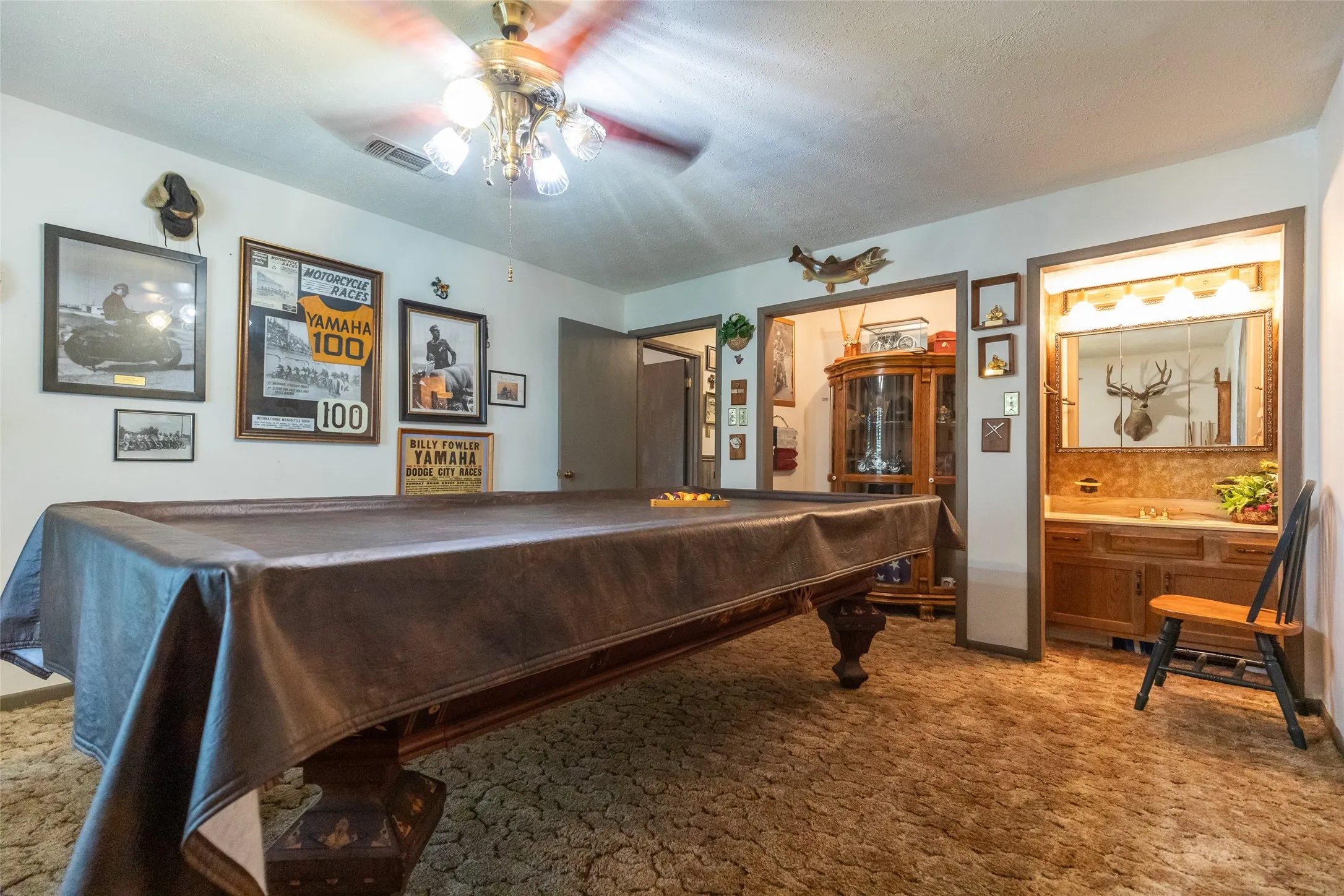 Single Family Residence For Sale in Taylor County , 300 Fm 126, Merkel, Texas 79536, 4 Bedroom, 3 Bathroom, 2 Garage spaces, 3,300 Sqft, built in 1950, mls#21309189, Real Estate Agent in Merkel, Homes For Sale in Taylor county, Homes For Sale in Merkel, Realtor in Merkel Texas, Real Estate Brokerage Independent Realty Texas, Luminita Cordes Realtor