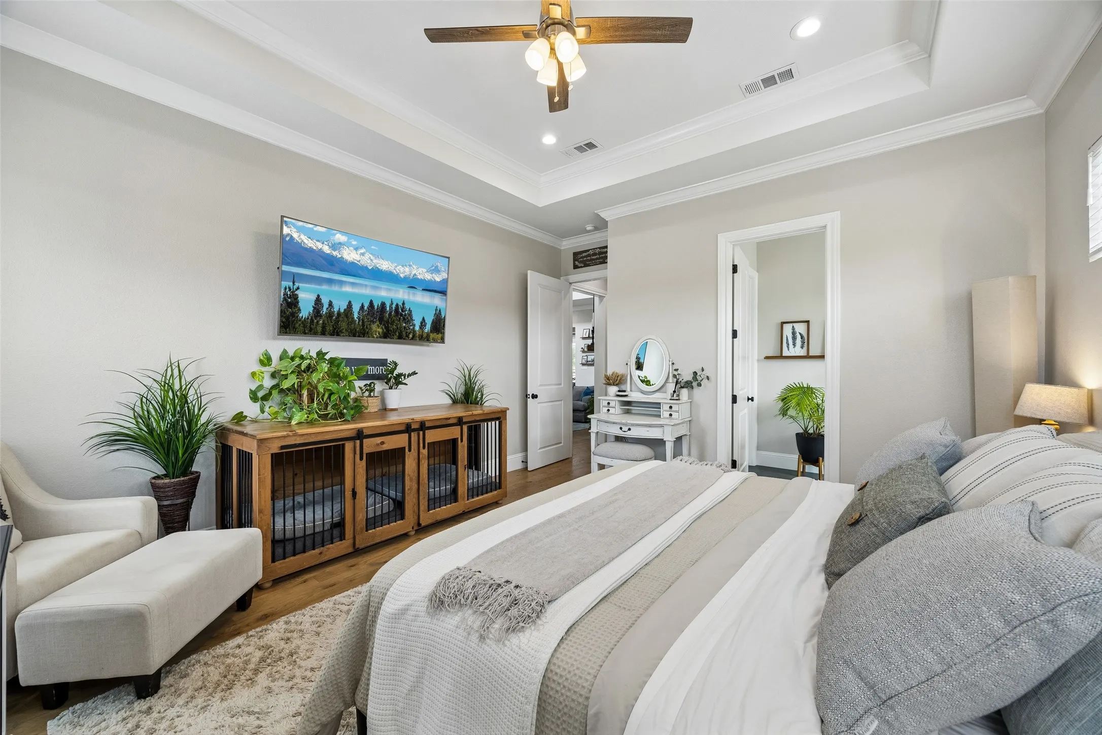 Single Family Residence For Sale in Rockwall County , 409 Hidden Pass, Royse City, Texas 75189, 5 Bedroom, 4 Bathroom, 6 Garage spaces, 4,043 Sqft, built in 2013, mls#21302845, Real Estate Agent in Royse City, Homes For Sale in Rockwall county, Homes For Sale in Royse City, Realtor in Royse City Texas, Real Estate Brokerage Independent Realty Texas, Luminita Cordes Realtor