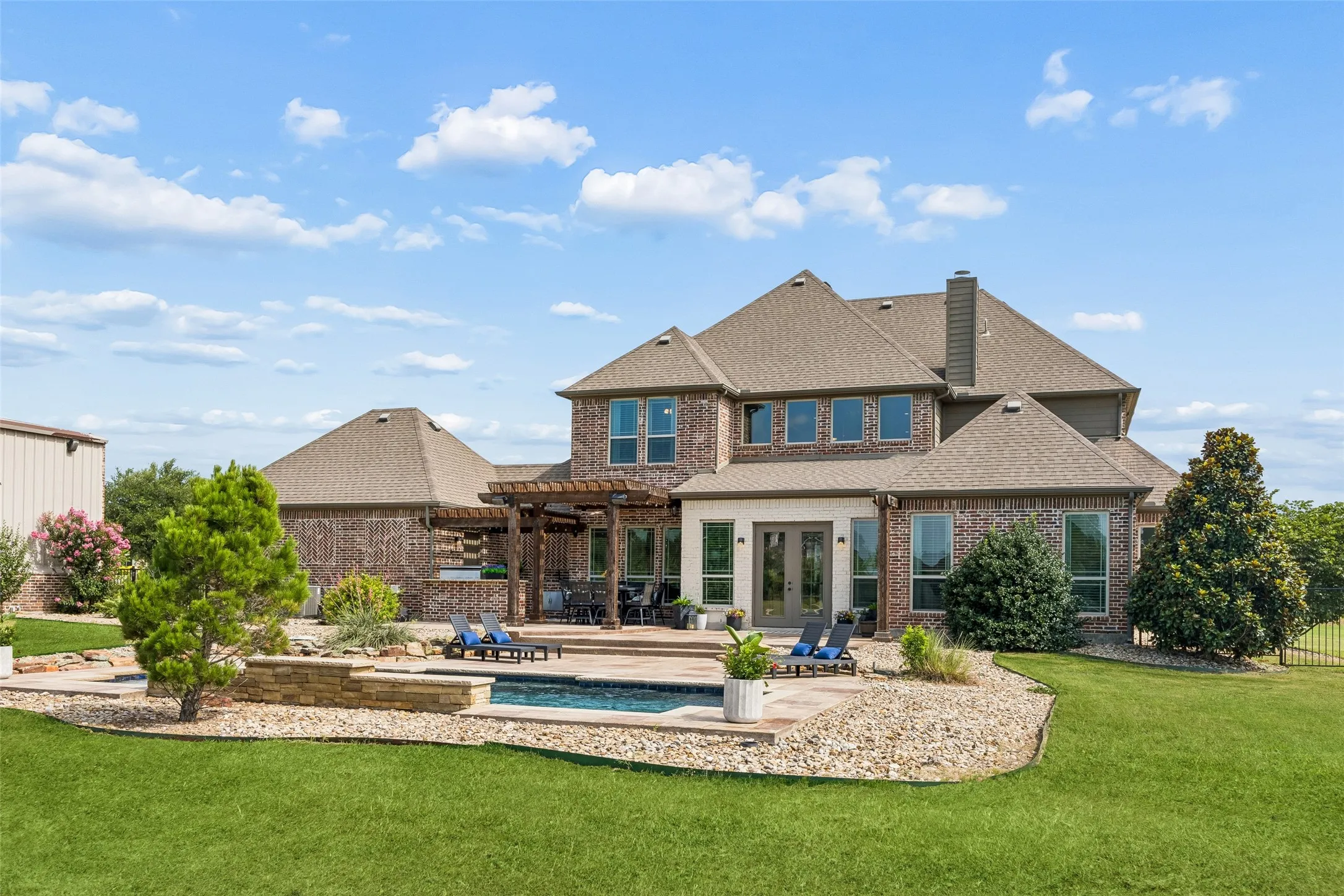 Single Family Residence For Sale in Rockwall County , 409 Hidden Pass, Royse City, Texas 75189, 5 Bedroom, 4 Bathroom, 6 Garage spaces, 4,043 Sqft, built in 2013, mls#21302845, Real Estate Agent in Royse City, Homes For Sale in Rockwall county, Homes For Sale in Royse City, Realtor in Royse City Texas, Real Estate Brokerage Independent Realty Texas, Luminita Cordes Realtor