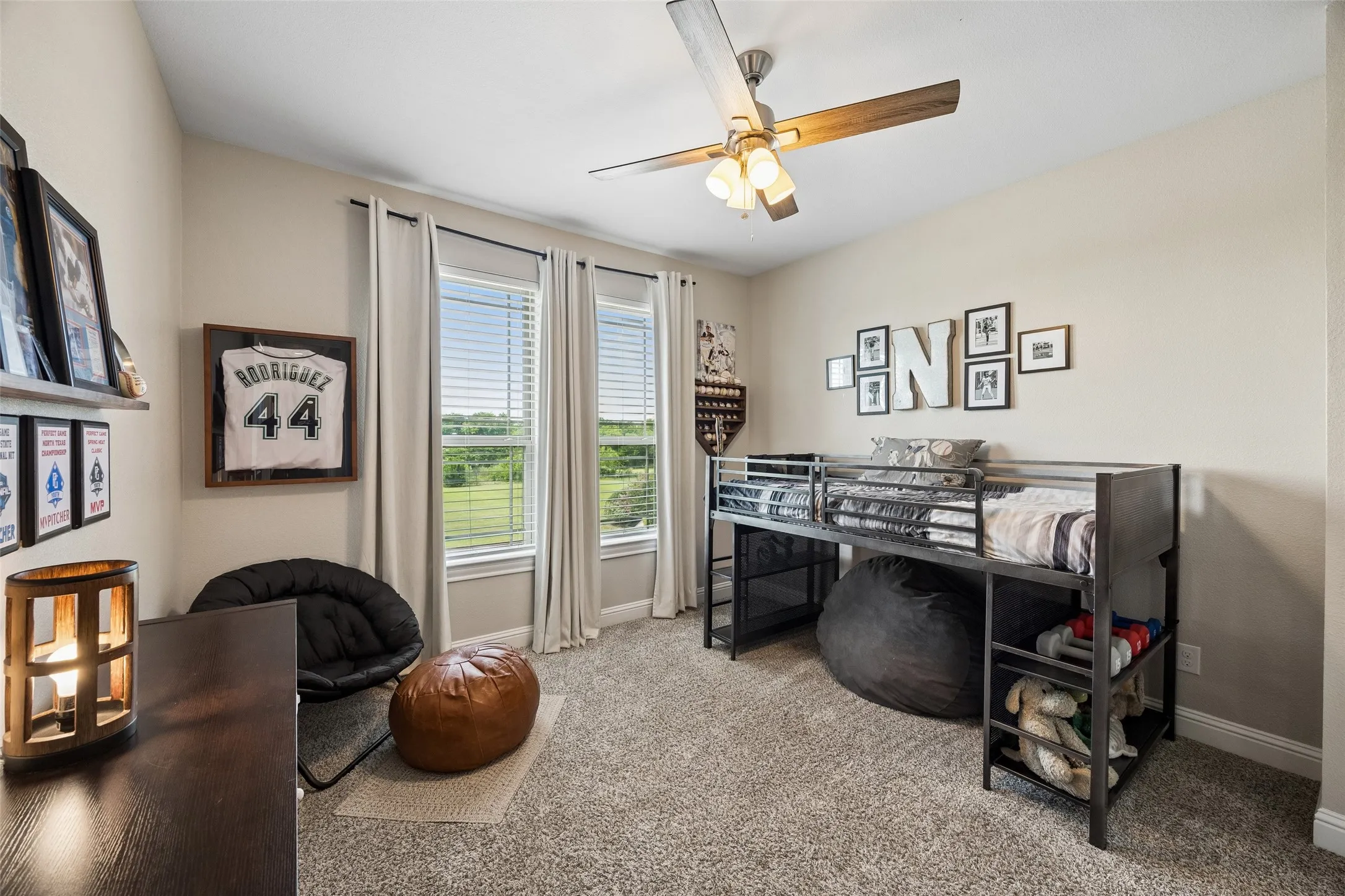 Single Family Residence For Sale in Rockwall County , 409 Hidden Pass, Royse City, Texas 75189, 5 Bedroom, 4 Bathroom, 6 Garage spaces, 4,043 Sqft, built in 2013, mls#21302845, Real Estate Agent in Royse City, Homes For Sale in Rockwall county, Homes For Sale in Royse City, Realtor in Royse City Texas, Real Estate Brokerage Independent Realty Texas, Luminita Cordes Realtor