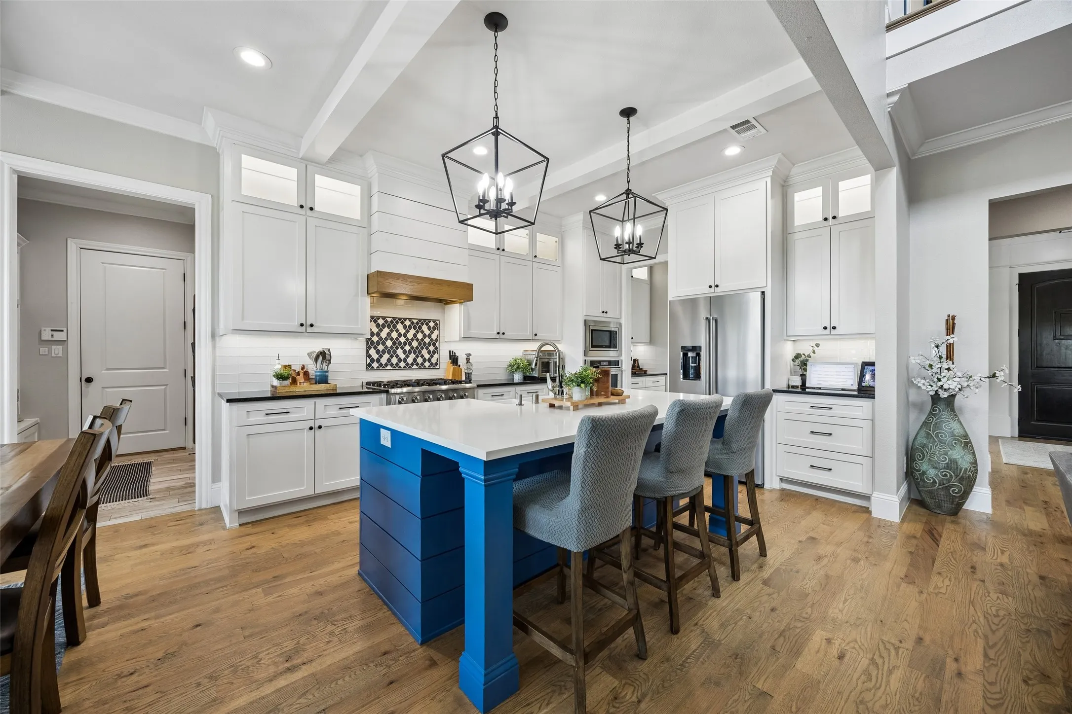 Single Family Residence For Sale in Rockwall County , 409 Hidden Pass, Royse City, Texas 75189, 5 Bedroom, 4 Bathroom, 6 Garage spaces, 4,043 Sqft, built in 2013, mls#21302845, Real Estate Agent in Royse City, Homes For Sale in Rockwall county, Homes For Sale in Royse City, Realtor in Royse City Texas, Real Estate Brokerage Independent Realty Texas, Luminita Cordes Realtor