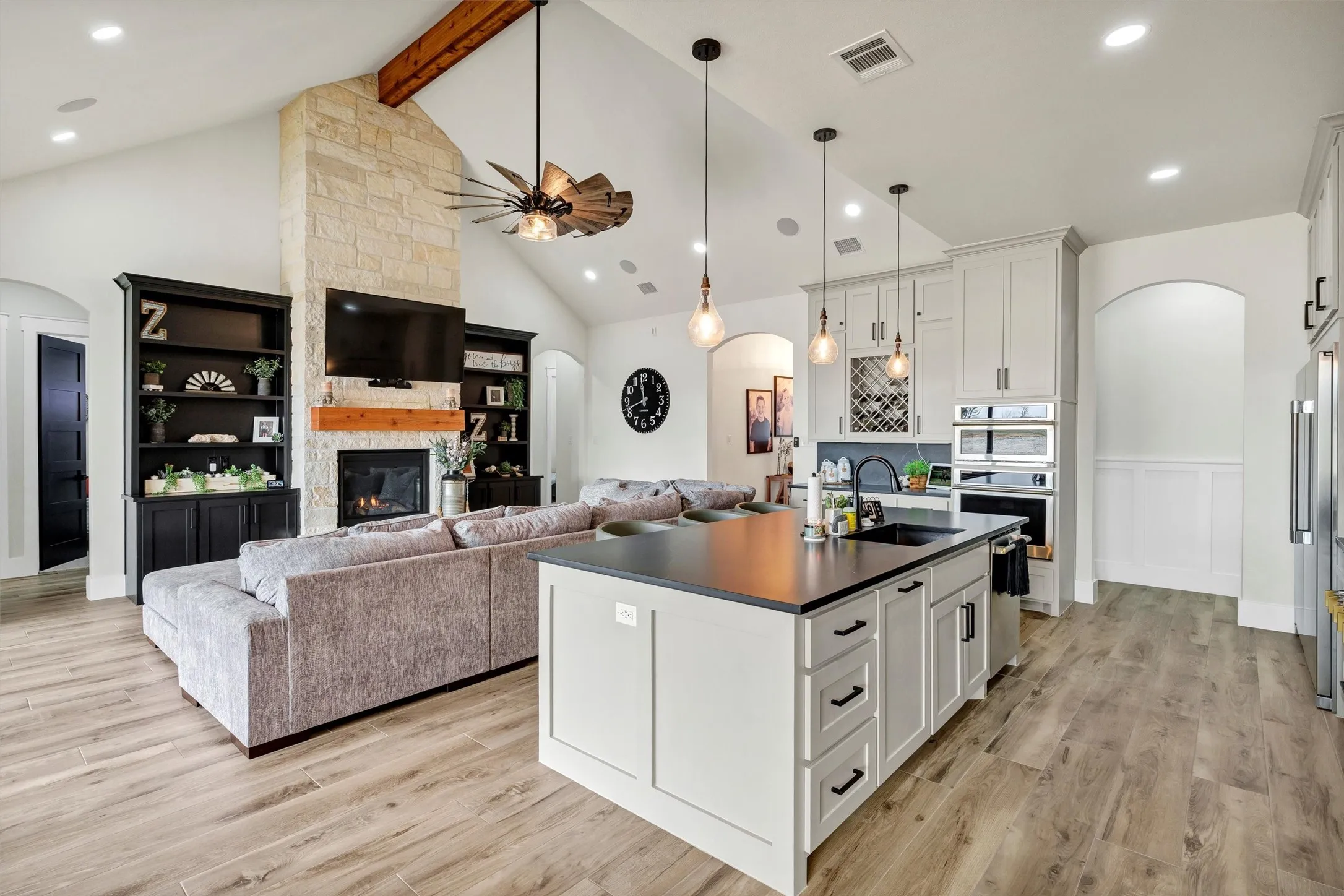 Single Family Residence For Sale in Johnson County , 12503 County Road 1131, Godley, Texas 76044, 5 Bedroom, 4 Bathroom, 3 Garage spaces, 3,174 Sqft, built in 2025, mls#21307790, Real Estate Agent in Godley, Homes For Sale in Johnson county, Homes For Sale in Godley, Realtor in Godley Texas, Real Estate Brokerage Independent Realty Texas, Luminita Cordes Realtor