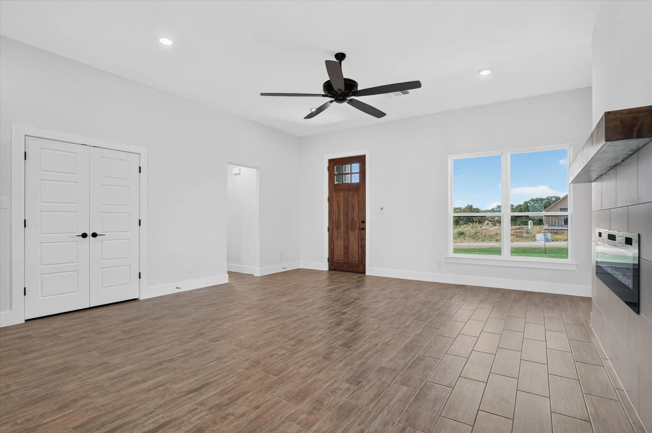 Single Family Residence For Sale in Parker County , 1097 Colt Road, Springtown, Texas 76082, 4 Bedroom, 2 Bathroom, 2 Garage spaces, 1,862 Sqft, built in 2026, mls#21313009, Real Estate Agent in Springtown, Homes For Sale in Parker county, Homes For Sale in Springtown, Realtor in Springtown Texas, Real Estate Brokerage Independent Realty Texas, Luminita Cordes Realtor