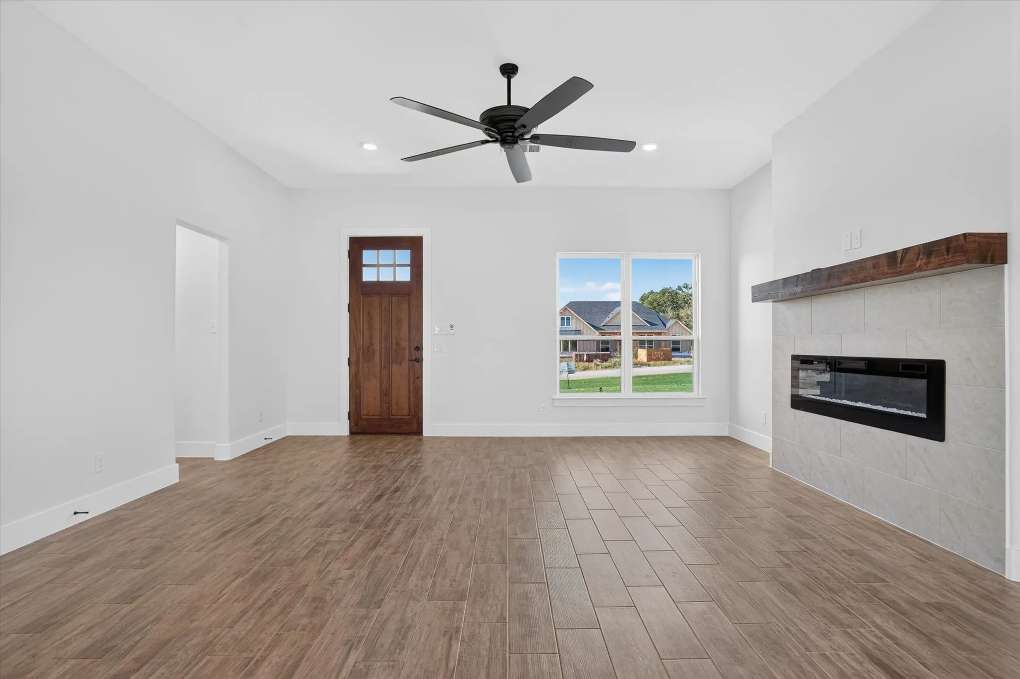 Single Family Residence For Sale in Parker County , 1097 Colt Road, Springtown, Texas 76082, 4 Bedroom, 2 Bathroom, 2 Garage spaces, 1,862 Sqft, built in 2026, mls#21313009, Real Estate Agent in Springtown, Homes For Sale in Parker county, Homes For Sale in Springtown, Realtor in Springtown Texas, Real Estate Brokerage Independent Realty Texas, Luminita Cordes Realtor