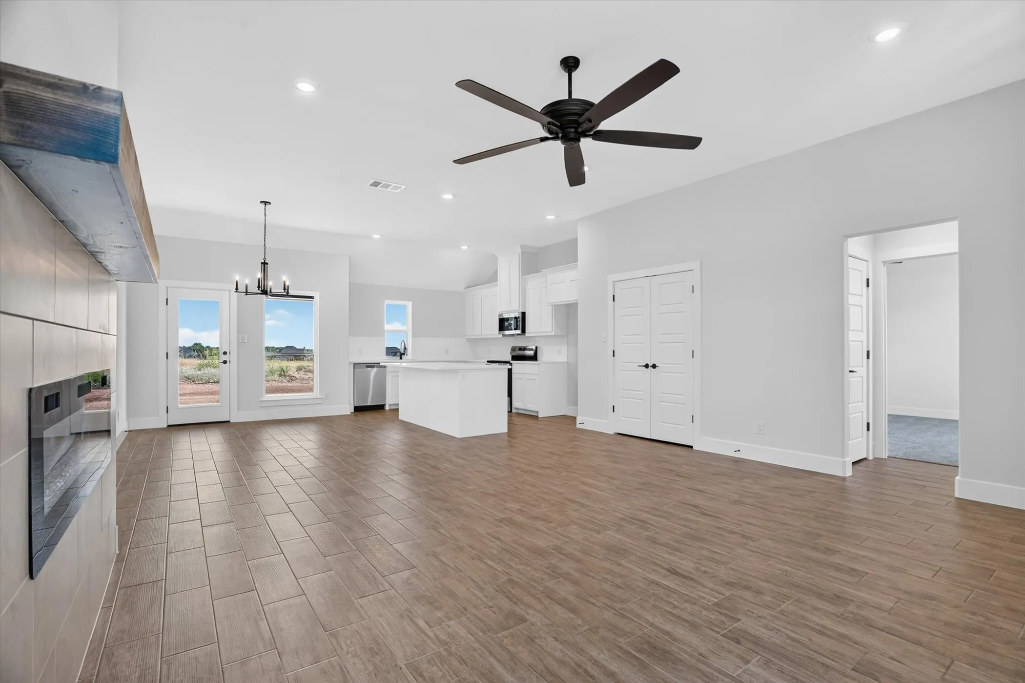 Single Family Residence For Sale in Parker County , 1097 Colt Road, Springtown, Texas 76082, 4 Bedroom, 2 Bathroom, 2 Garage spaces, 1,862 Sqft, built in 2026, mls#21313009, Real Estate Agent in Springtown, Homes For Sale in Parker county, Homes For Sale in Springtown, Realtor in Springtown Texas, Real Estate Brokerage Independent Realty Texas, Luminita Cordes Realtor