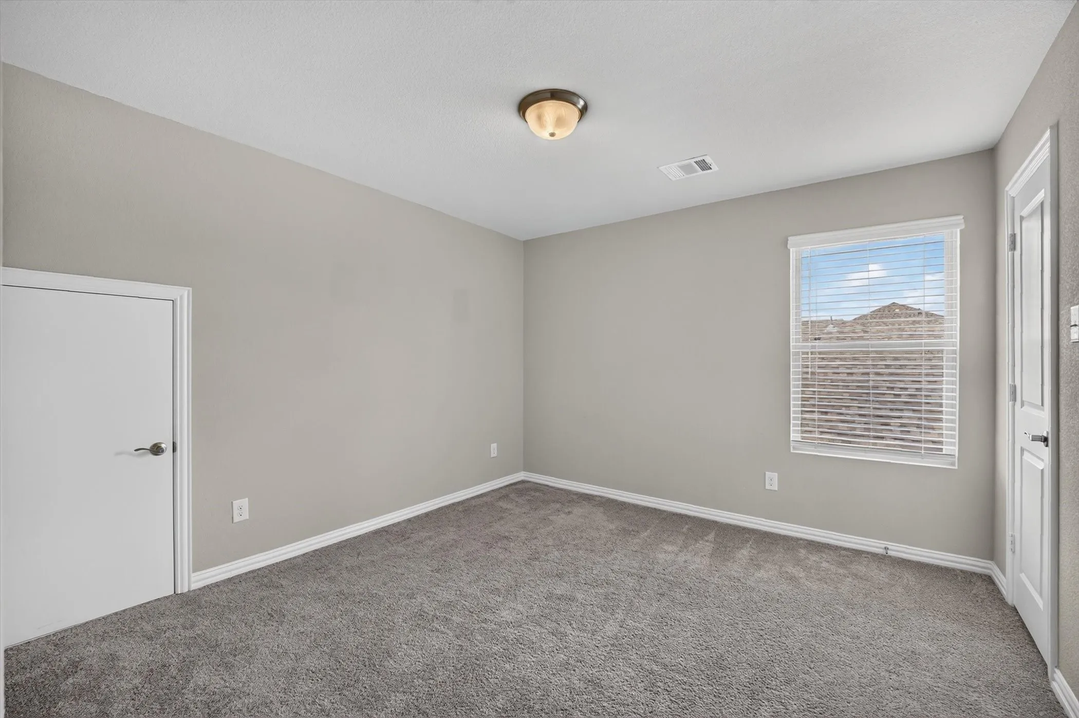 Single Family Residence For Rent in Denton County , 3009 Stallion Trail Way, Aubrey, Texas 76227, 4 Bedroom, 3 Bathroom, 3 Garage spaces, 2,910 Sqft, built in 2020, mls#21312916, Real Estate Agent in Aubrey, Homes For Rent in Denton county, Homes For Rent in Aubrey, Realtor in Aubrey Texas, Real Estate Brokerage Independent Realty Texas, Luminita Cordes Realtor